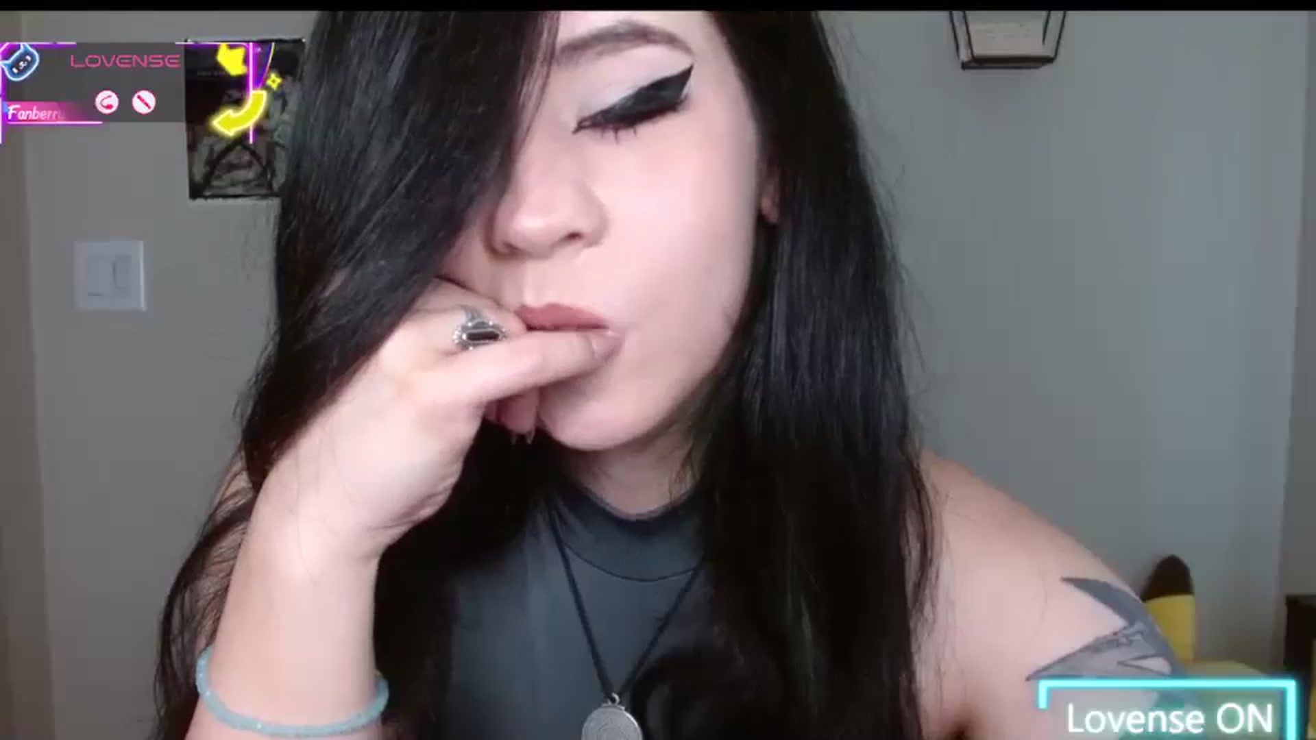 Gallery image thumbnail from Maikuchi's myfreecams stream on, 08/28/2025, 16:50 image 8 of 20