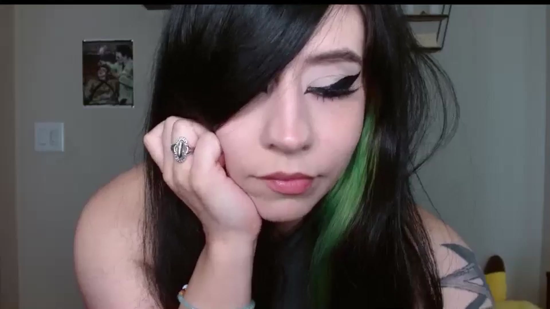 Gallery image thumbnail from Maikuchi's myfreecams stream on, 08/28/2025, 17:45 image 9 of 20