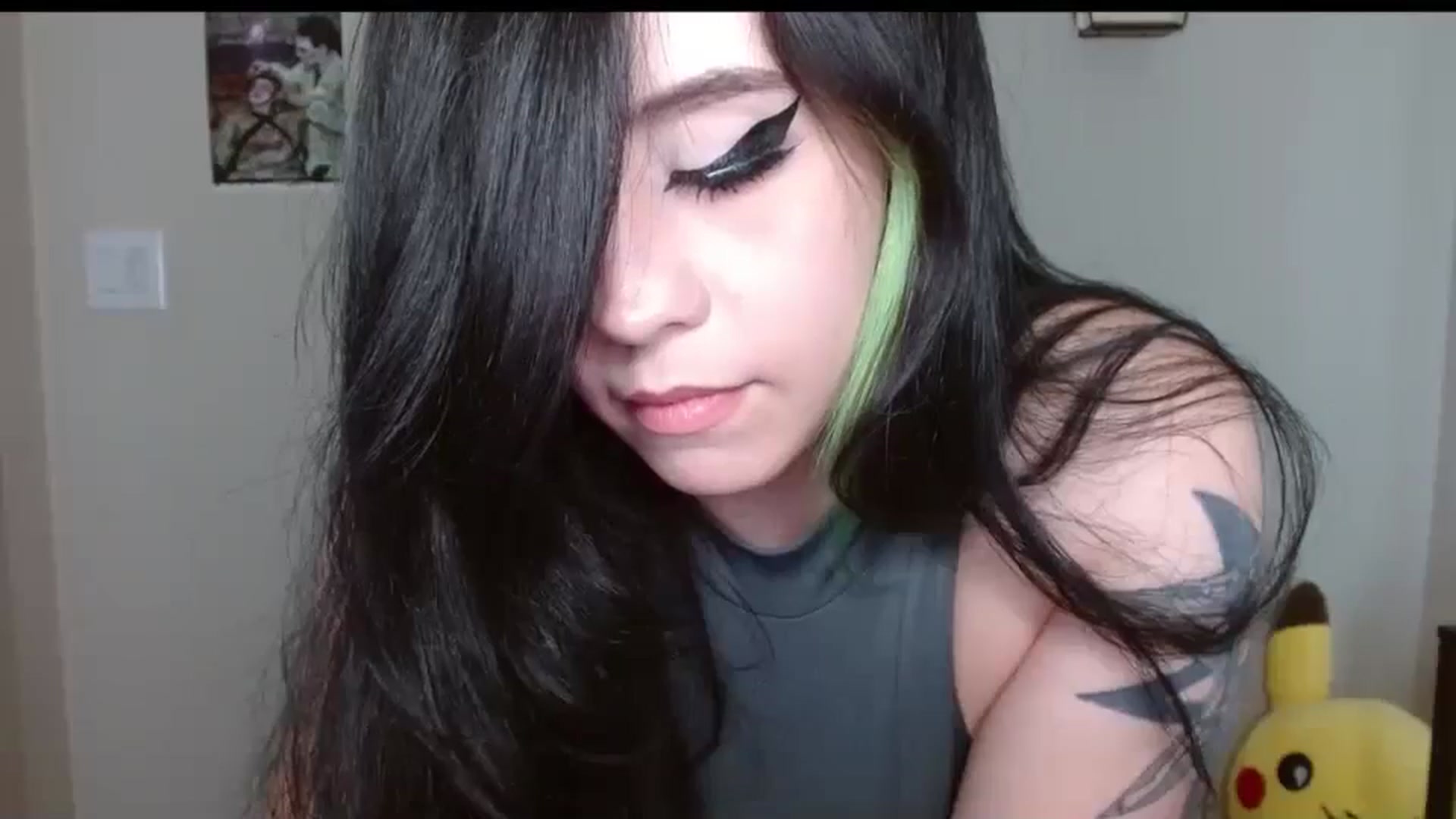Gallery image thumbnail from Maikuchi's myfreecams stream on, 08/28/2025, 17:45 image 16 of 20