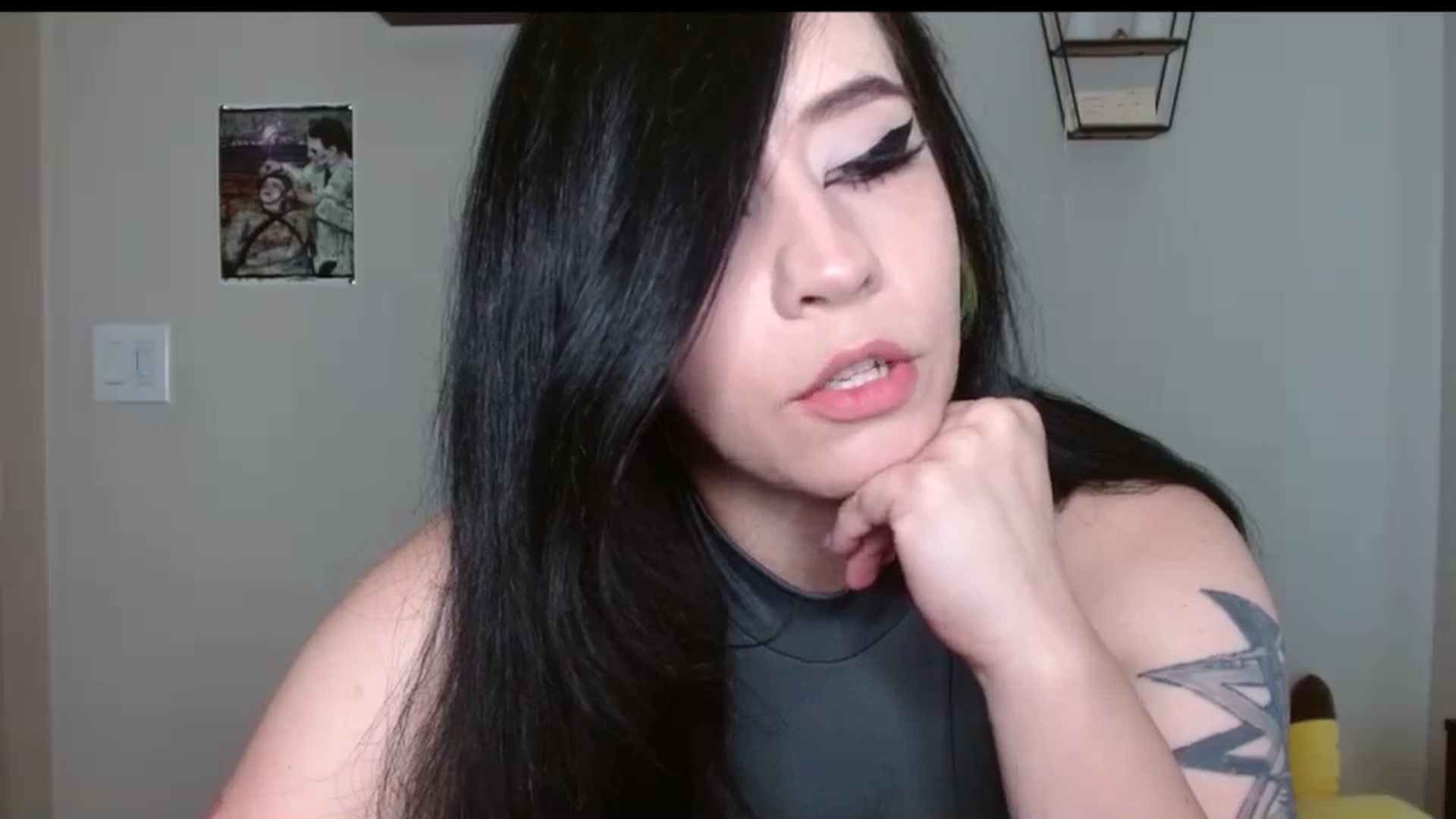 Gallery image thumbnail from Maikuchi's myfreecams stream on, 08/28/2025, 17:45 image 7 of 20