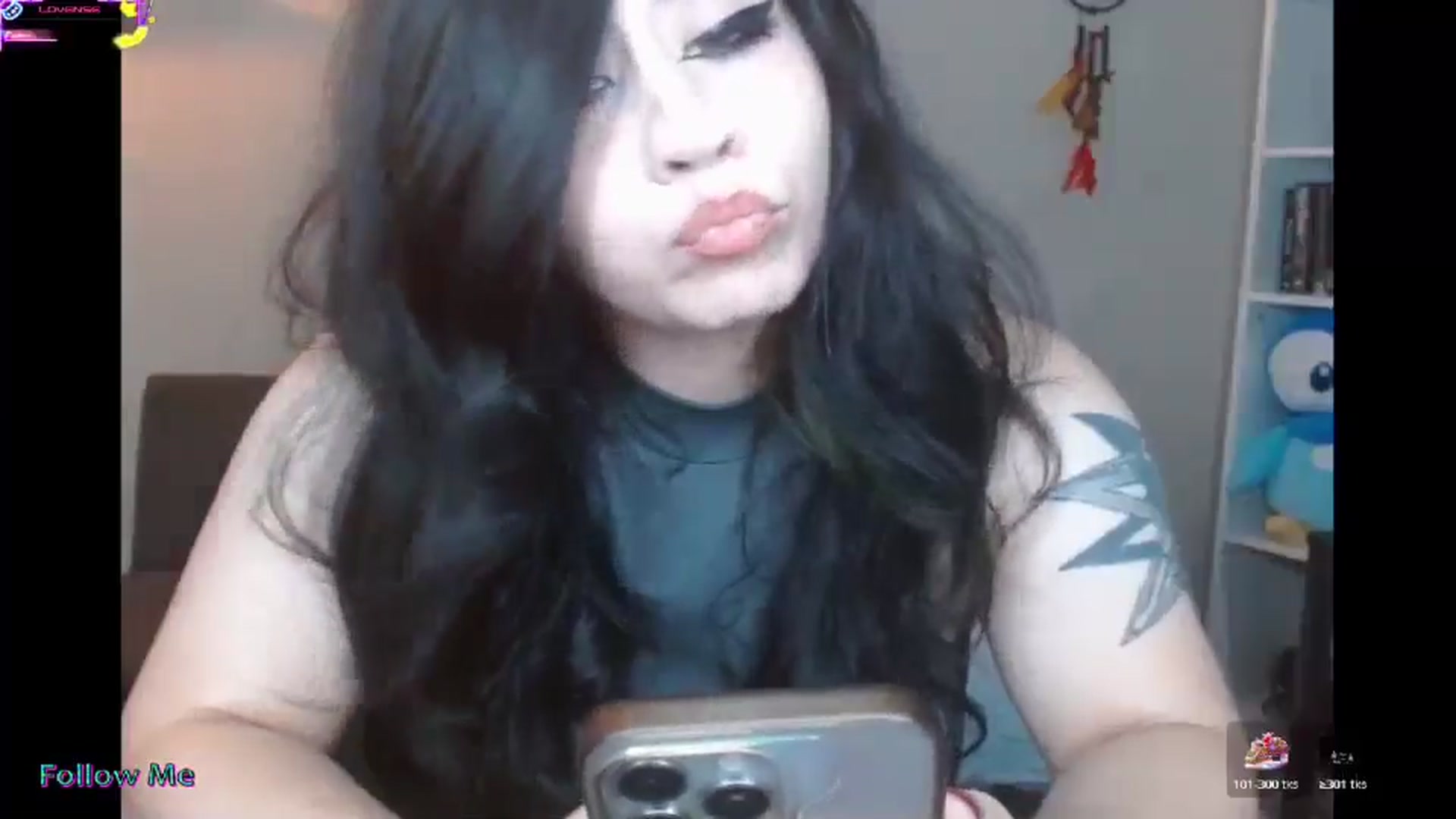Gallery image thumbnail from Maikuchi's myfreecams stream on, 10/11/2025, 17:43 image 12 of 20