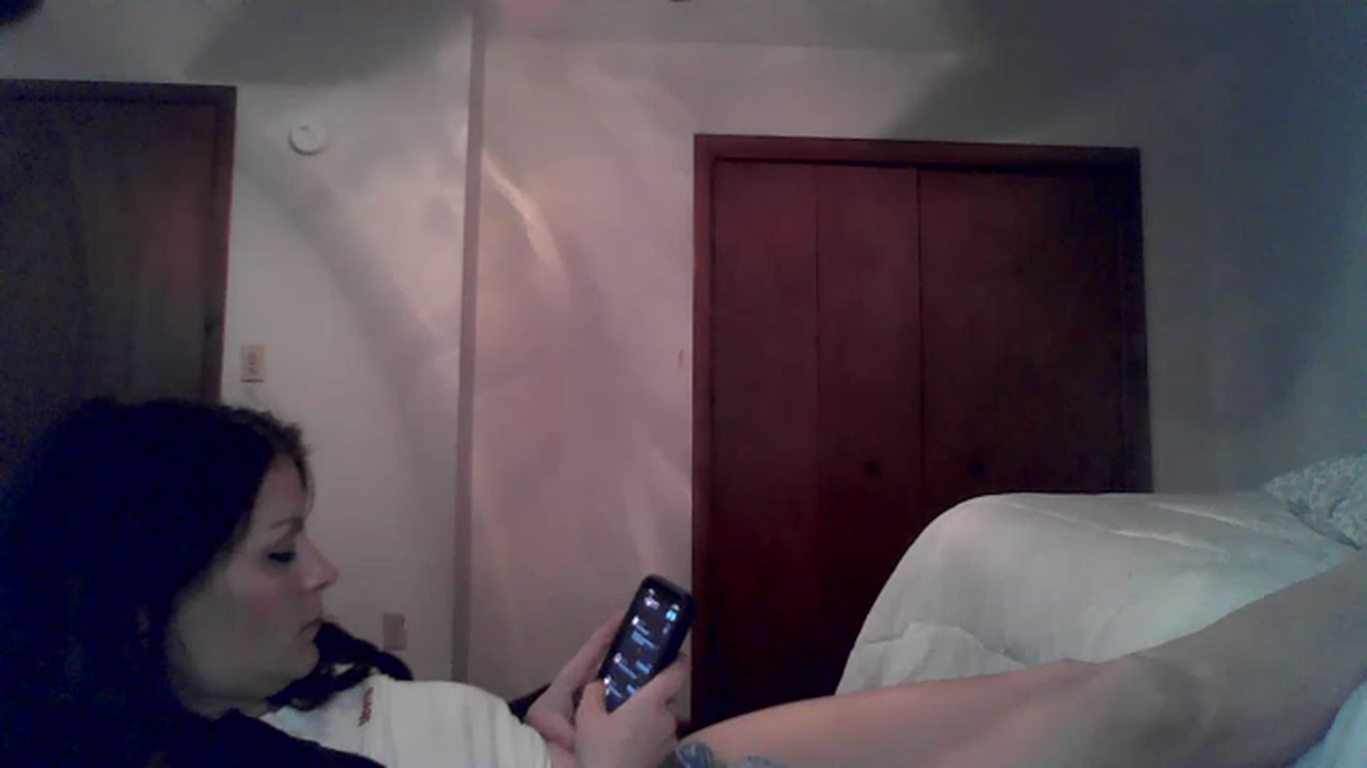 Gallery image thumbnail from MainSQUEEZE69's myfreecams stream on, 11/23/2022, 05:57 image 12 of 20
