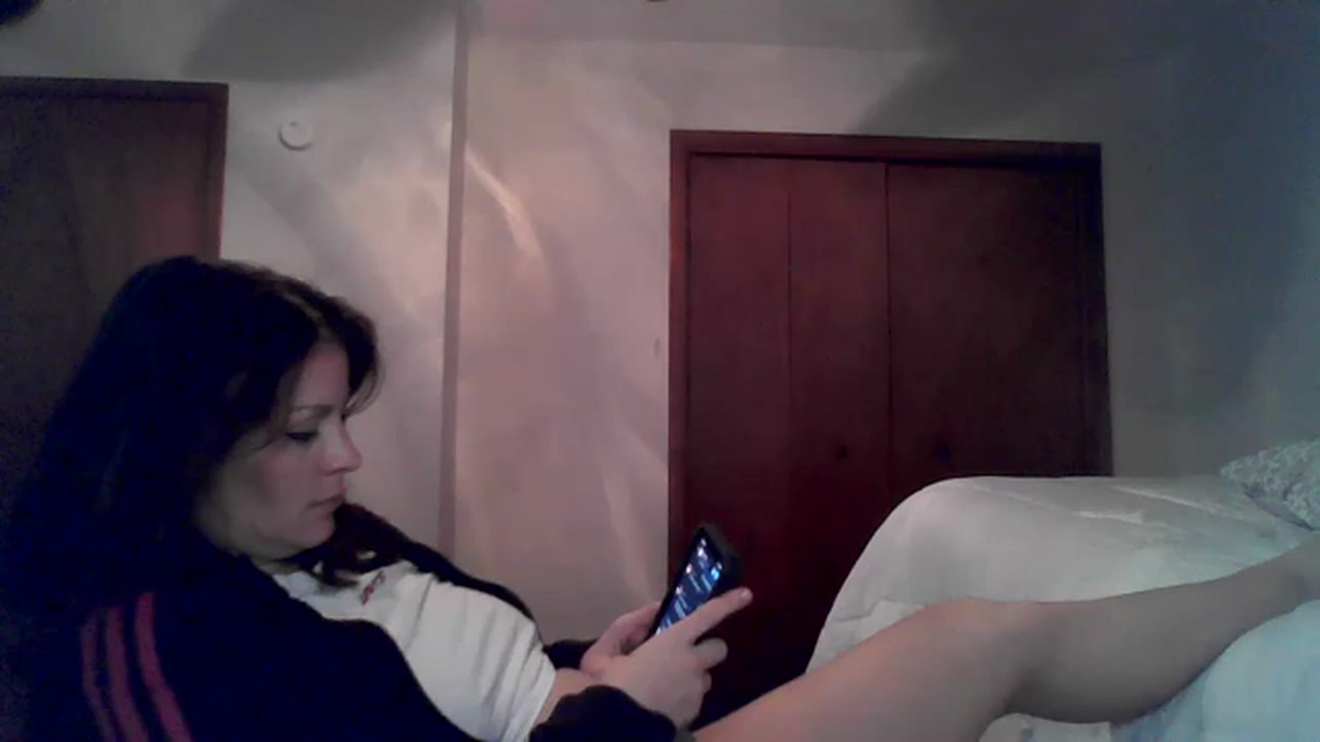Gallery image thumbnail from MainSQUEEZE69's myfreecams stream on, 11/23/2022, 05:57 image 11 of 20