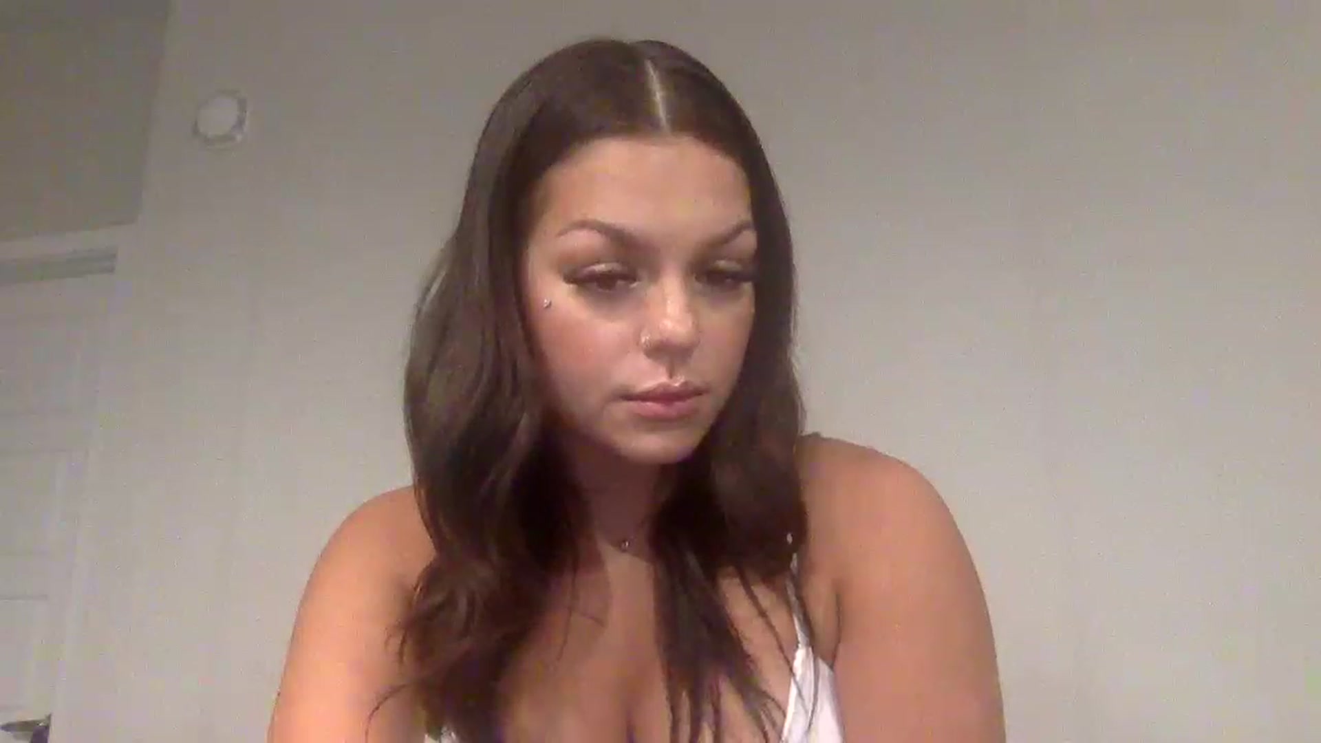Gallery image thumbnail from Maiseybabyxo's myfreecams stream on, 06/26/2023, 02:09 image 14 of 20