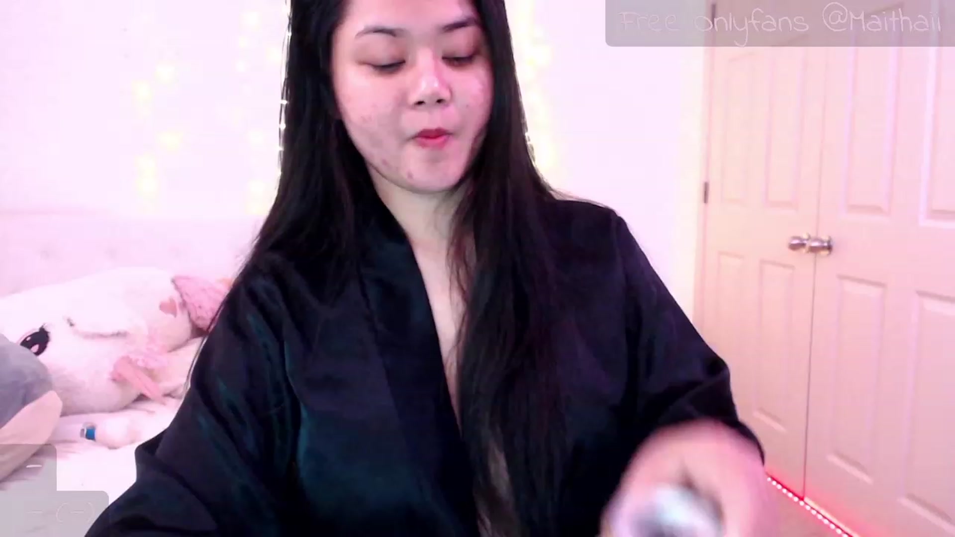 Gallery image thumbnail from Maithaiii's myfreecams stream on, 01/09/2023, 08:44 image 2 of 20