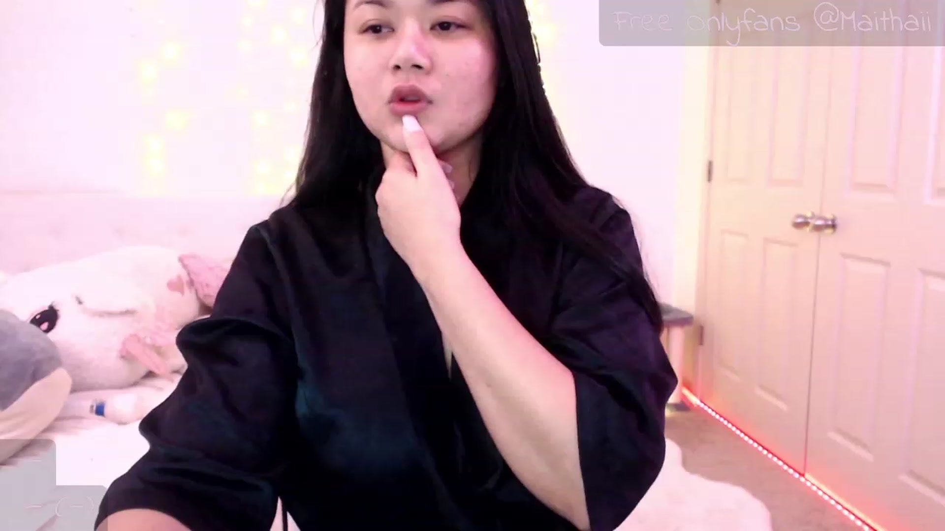 Gallery image thumbnail from Maithaiii's myfreecams stream on, 01/09/2023, 08:44 image 8 of 20