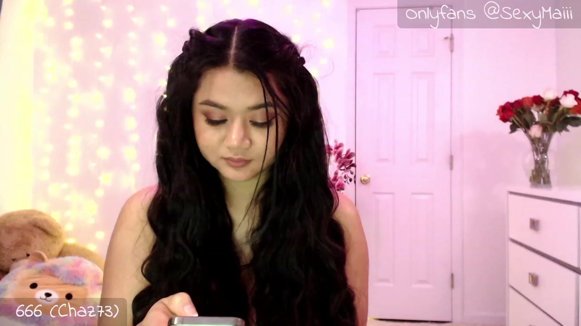 Gallery image thumbnail from Maithaiii's myfreecams stream on, 05/25/2023, 07:08 image 20 of 20