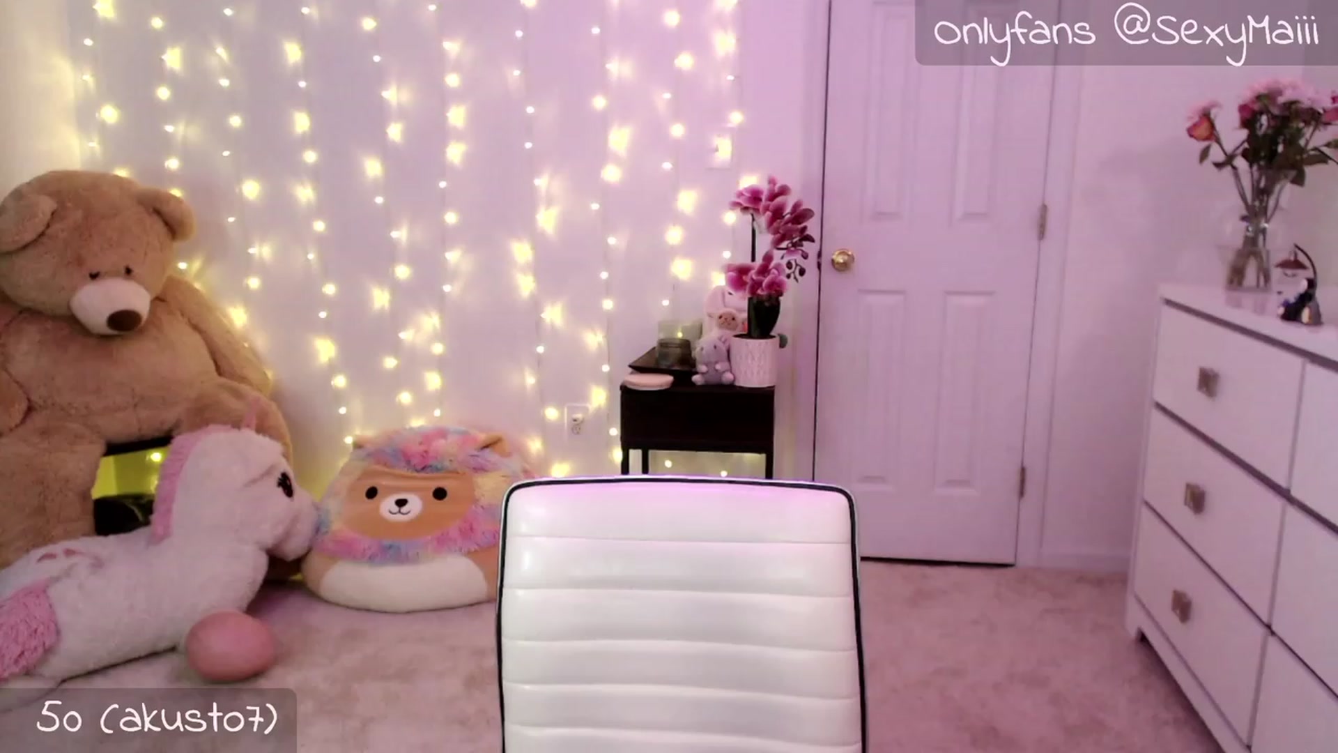 Gallery image thumbnail from Maithaiii's myfreecams stream on, 06/11/2023, 08:24 image 12 of 20