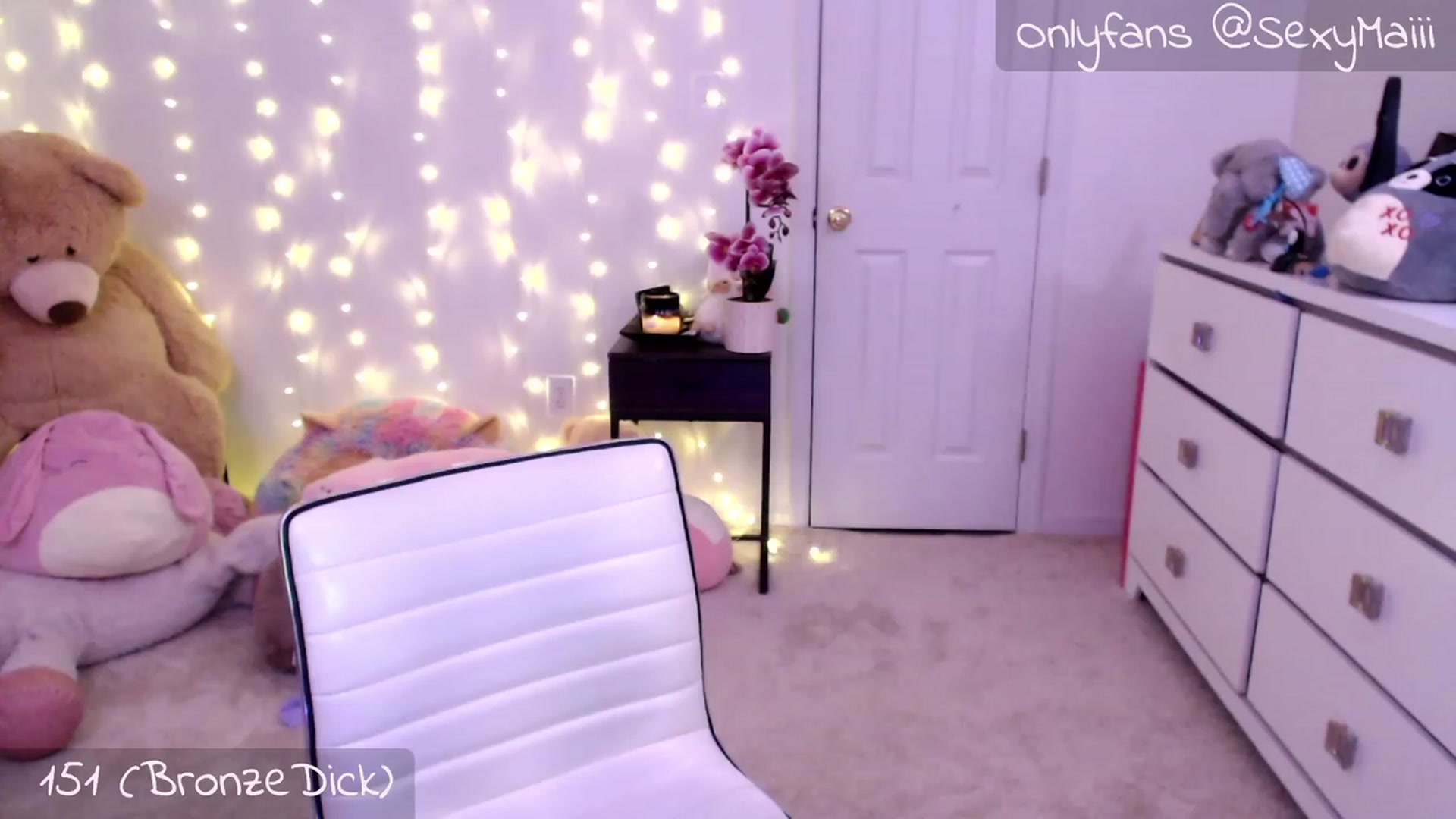 Gallery image thumbnail from Maithaiii's myfreecams stream on, 08/20/2023, 06:48 image 3 of 20