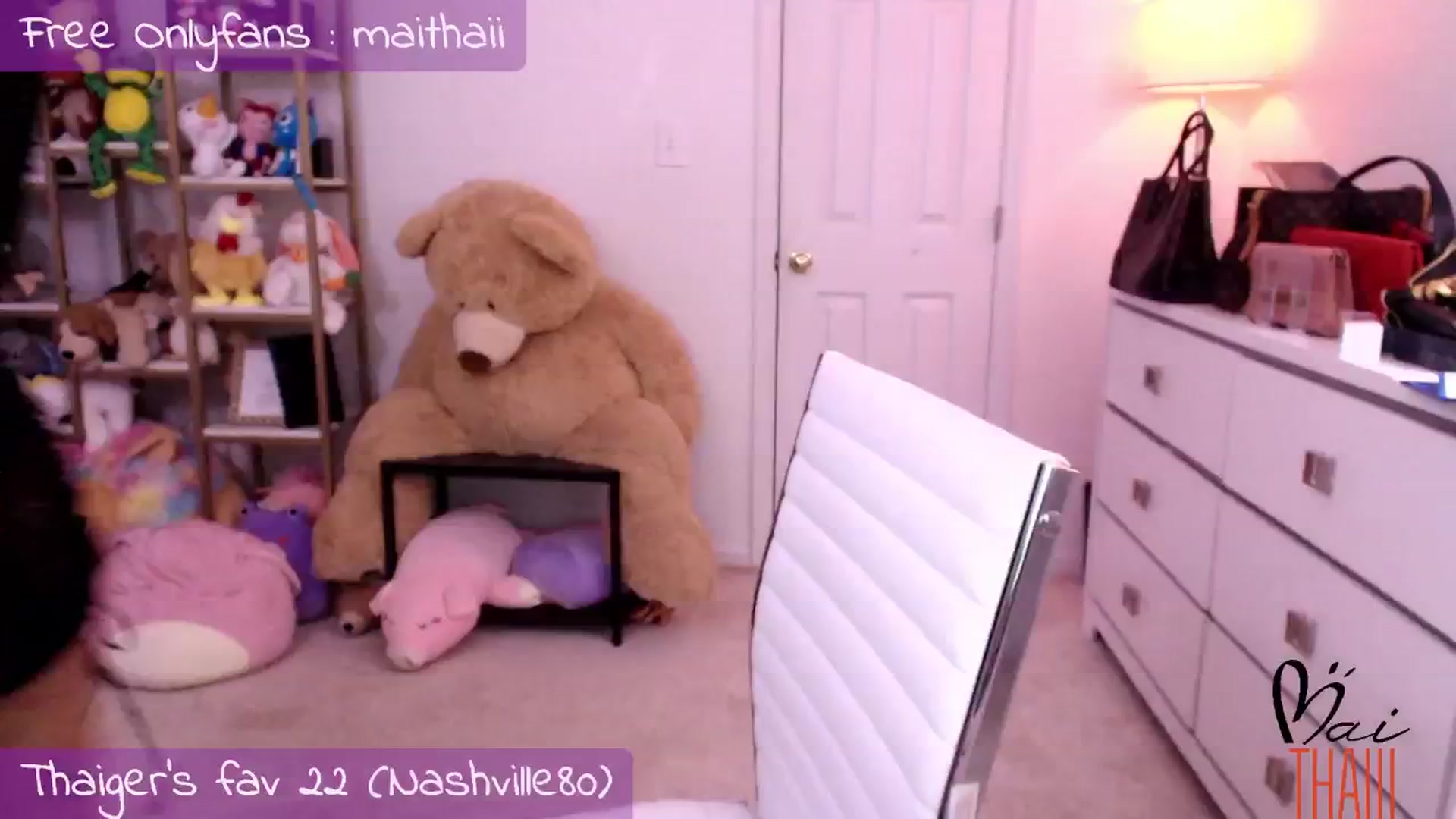 Gallery image thumbnail from Maithaiii's myfreecams stream on, 05/09/2024, 08:00 image 4 of 20