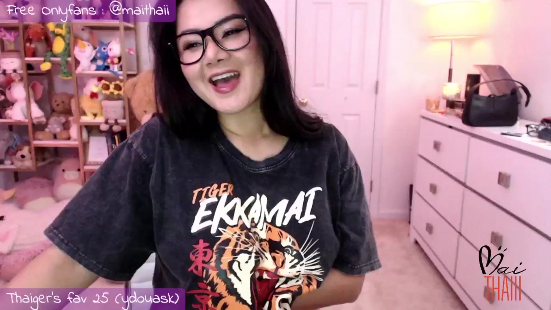 Gallery image thumbnail from Maithaiii's myfreecams stream on, 01/14/2025, 07:57 image 11 of 20