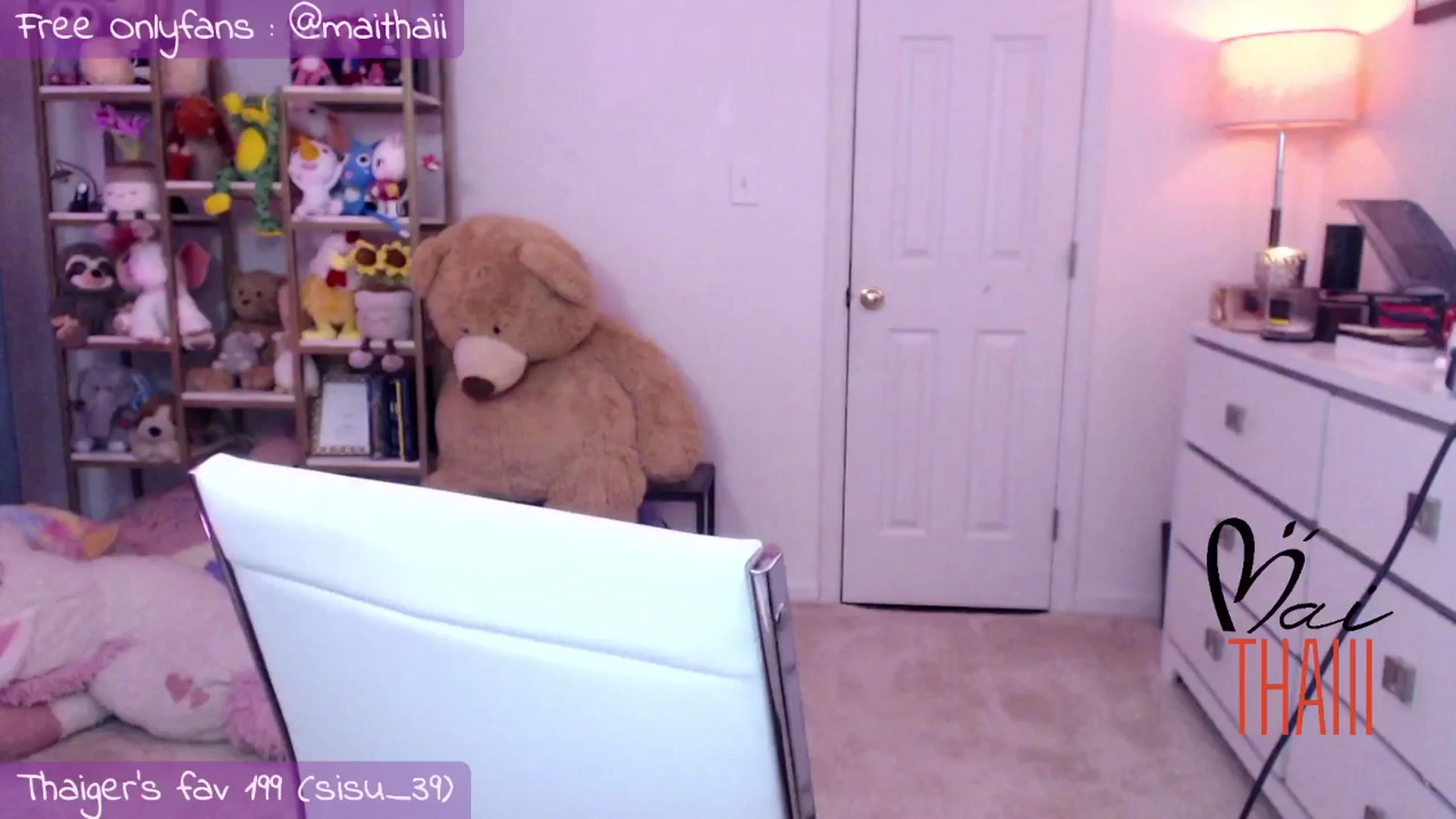 Gallery image thumbnail from Maithaiii's myfreecams stream on, 03/02/2025, 08:47 image 9 of 20