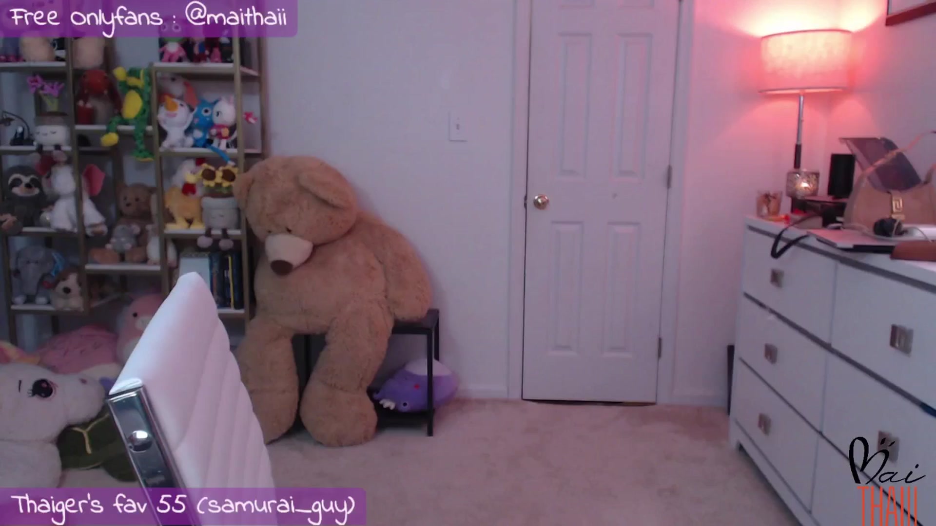 Gallery image thumbnail from Maithaiii's myfreecams stream on, 03/28/2025, 07:17 image 8 of 20