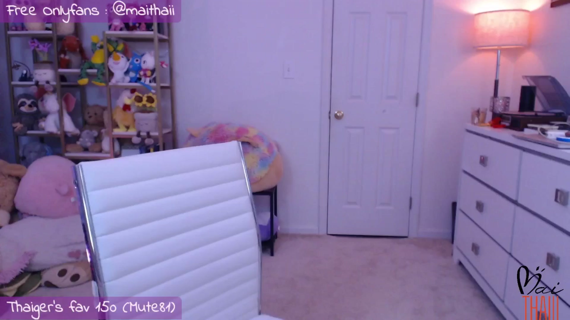 Gallery image thumbnail from Maithaiii's myfreecams stream on, 06/18/2025, 08:42 image 10 of 20