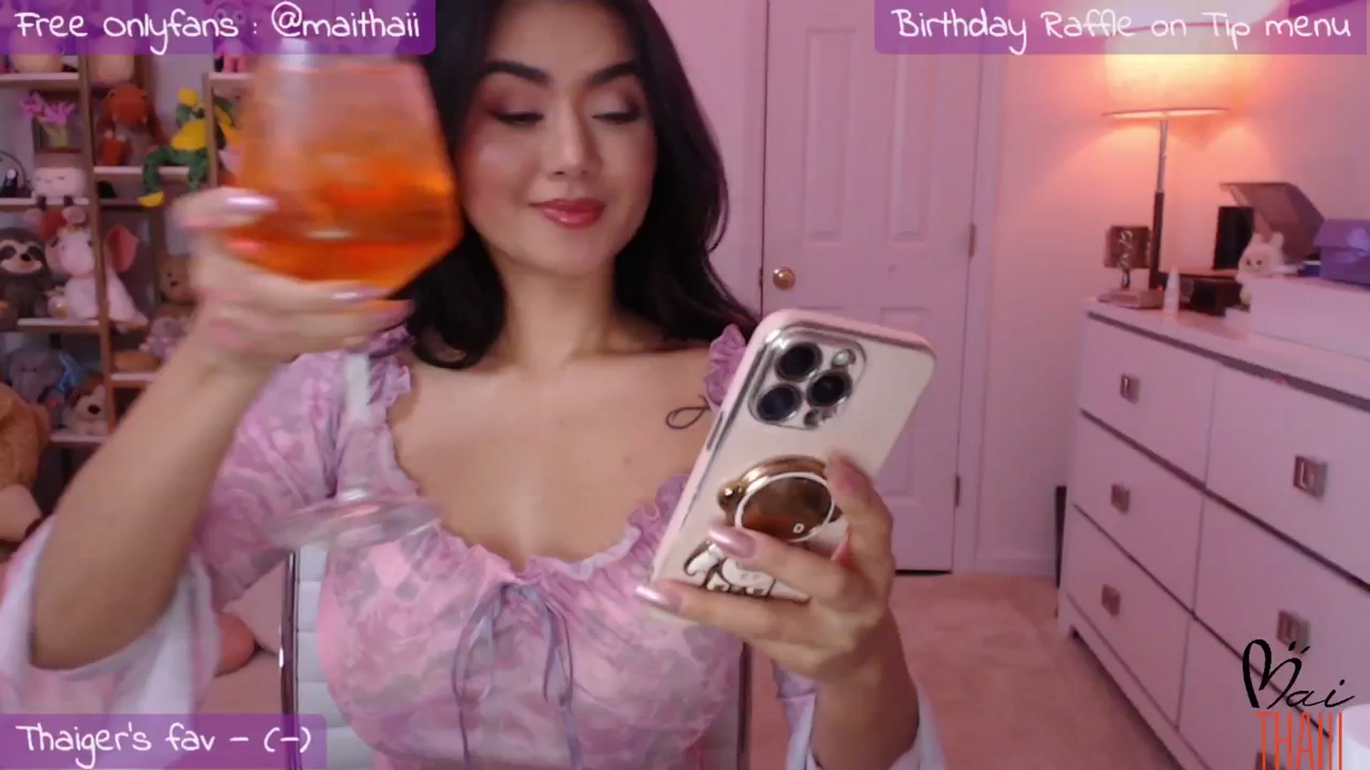 Gallery image thumbnail from Maithaiii's myfreecams stream on, 11/13/2025, 08:19 image 1 of 20