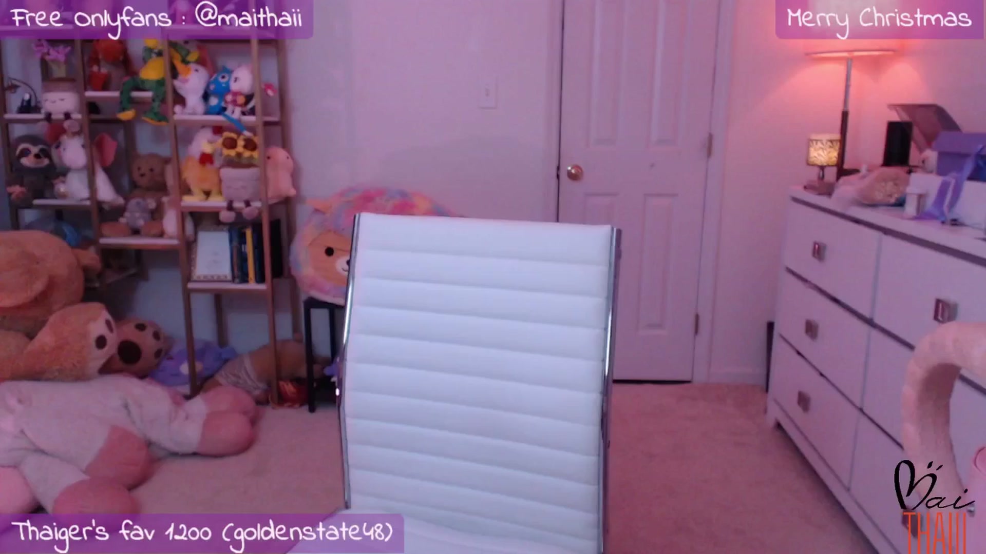 Gallery image thumbnail from Maithaiii's myfreecams stream on, 12/25/2025, 08:09 image 5 of 20