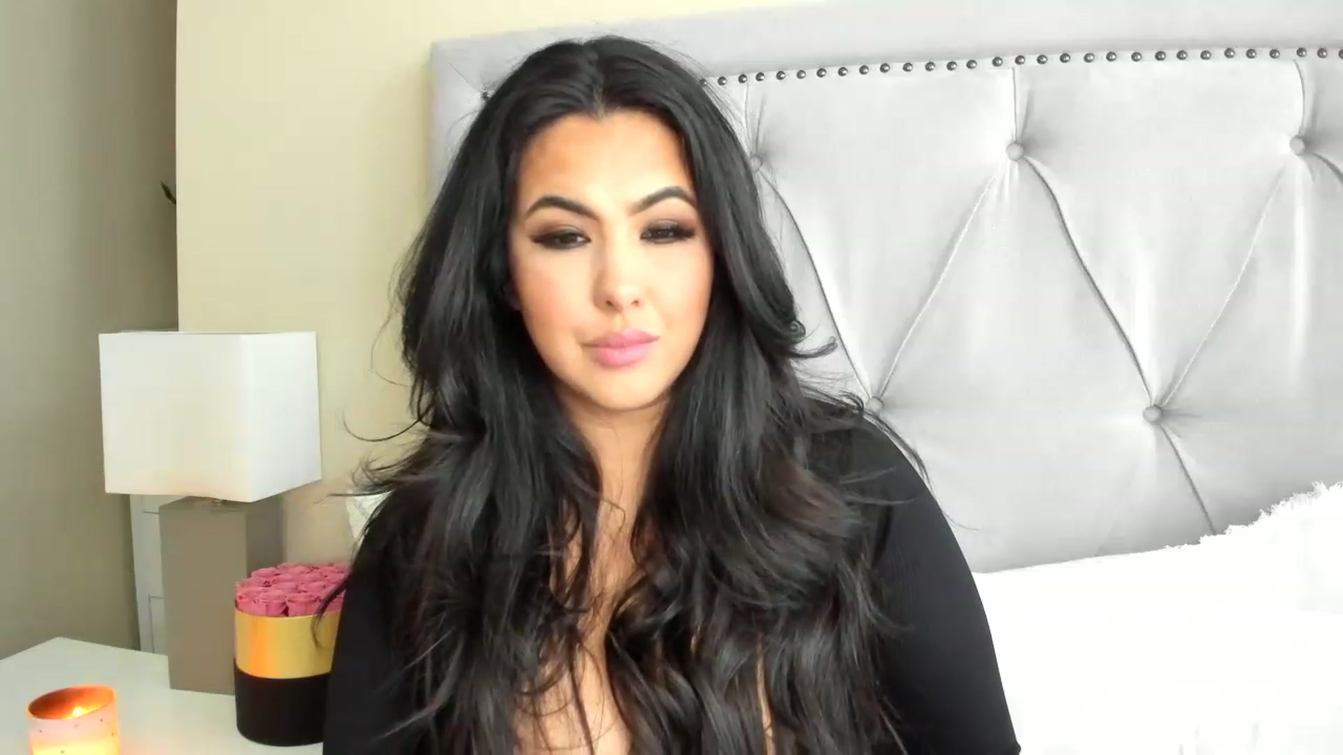 Gallery image thumbnail from MakaylaDivine's myfreecams stream on, 04/19/2023, 21:48 image 19 of 20