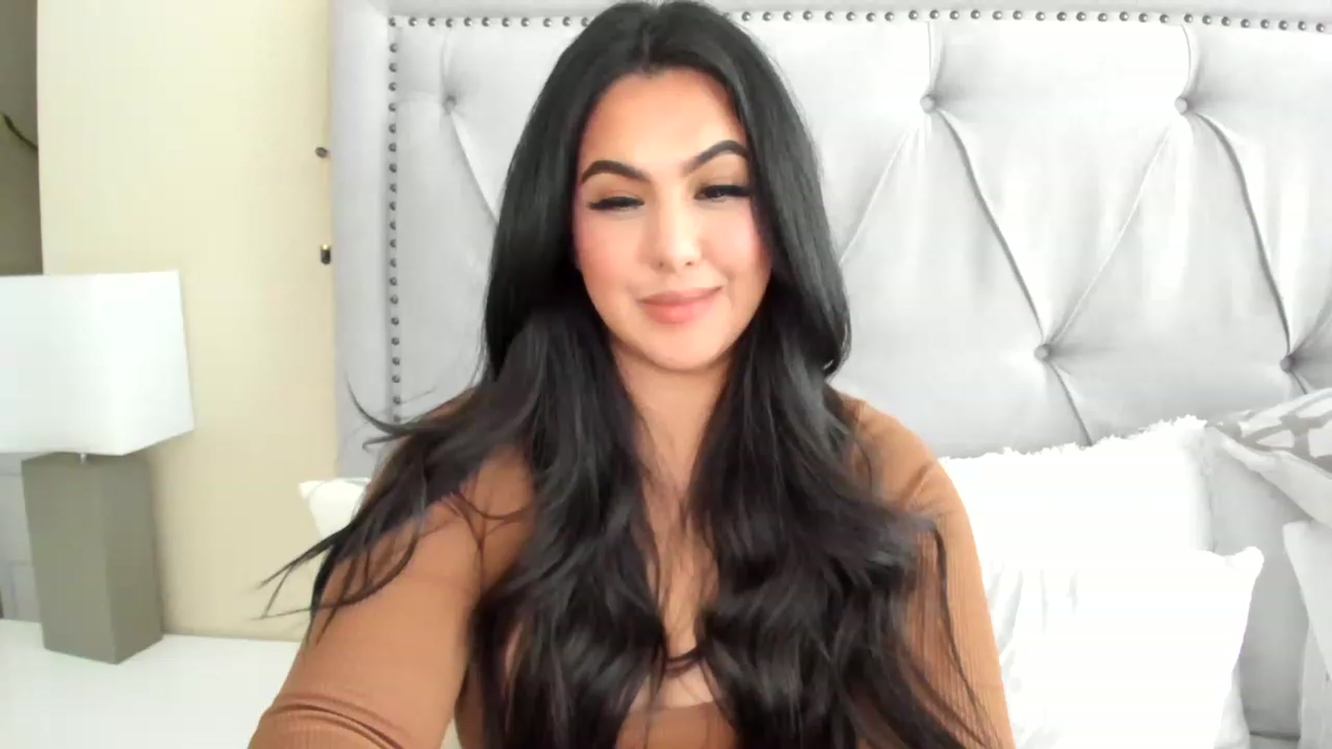 Gallery image thumbnail from MakaylaDivine's myfreecams stream on, 04/26/2023, 21:09 image 17 of 20