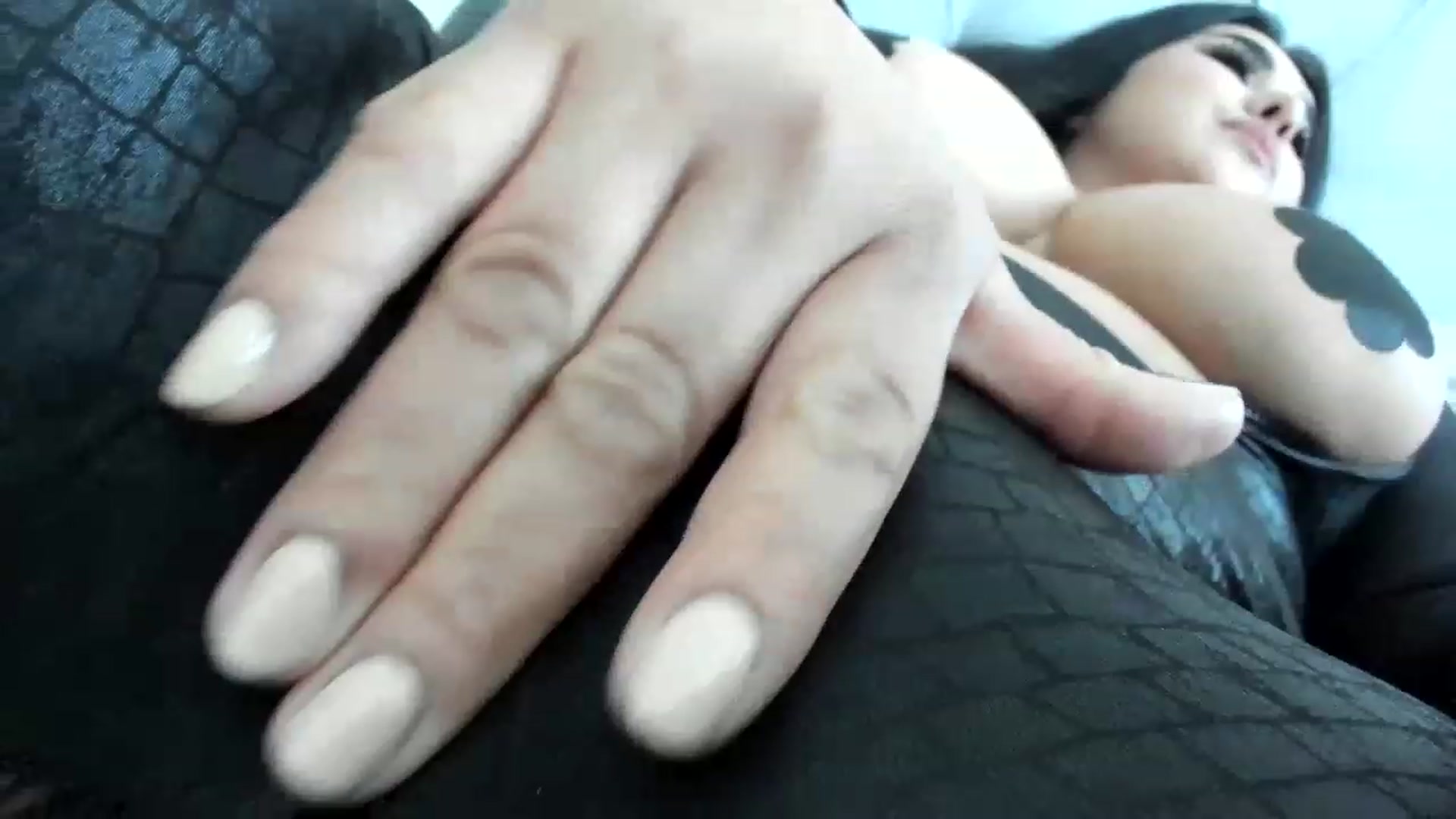 Gallery image thumbnail from MakaylaDivine's myfreecams stream on, 06/07/2023, 19:37 image 2 of 20