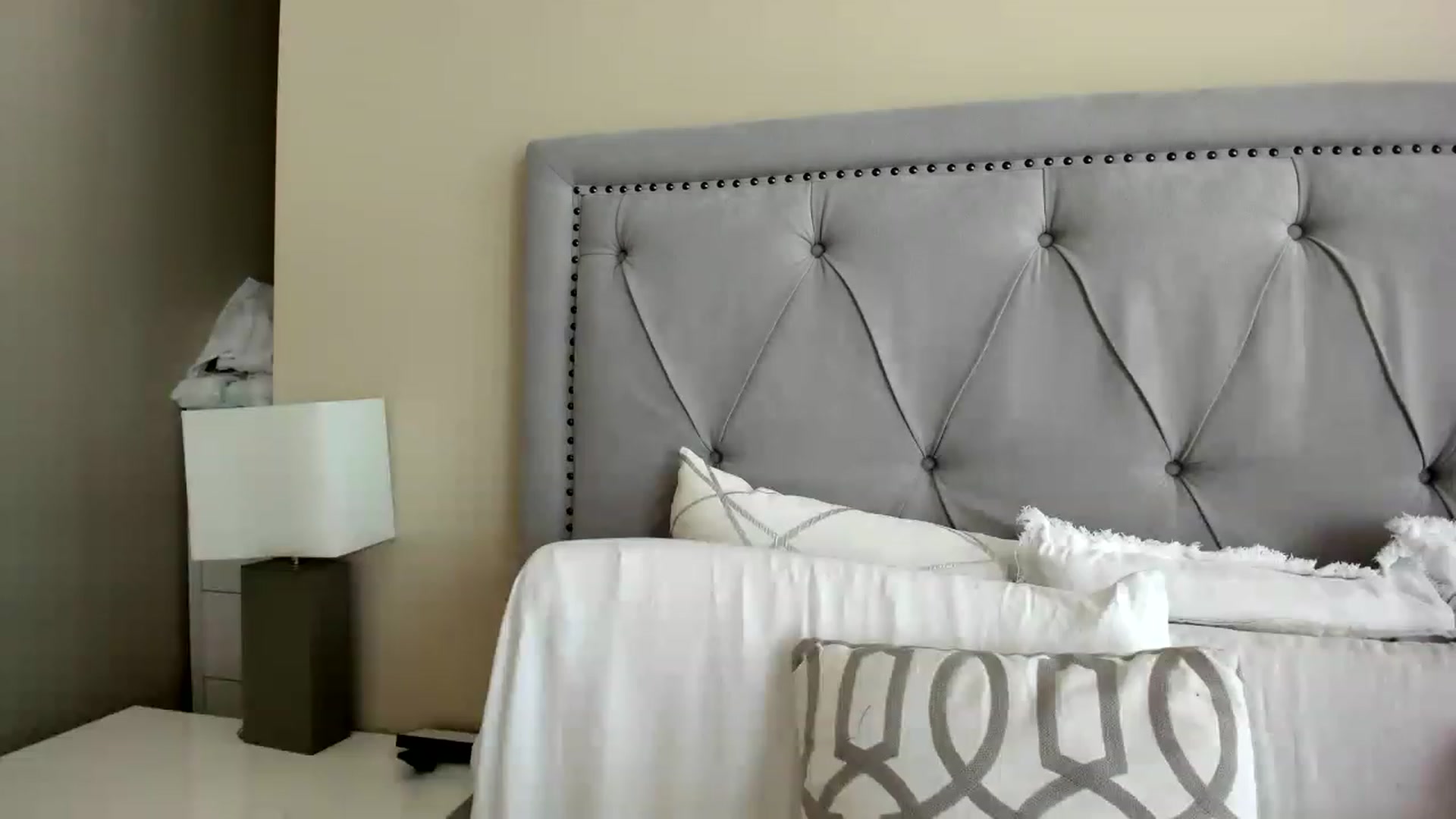 Gallery image thumbnail from MakaylaDivine's myfreecams stream on, 06/28/2023, 19:57 image 3 of 20