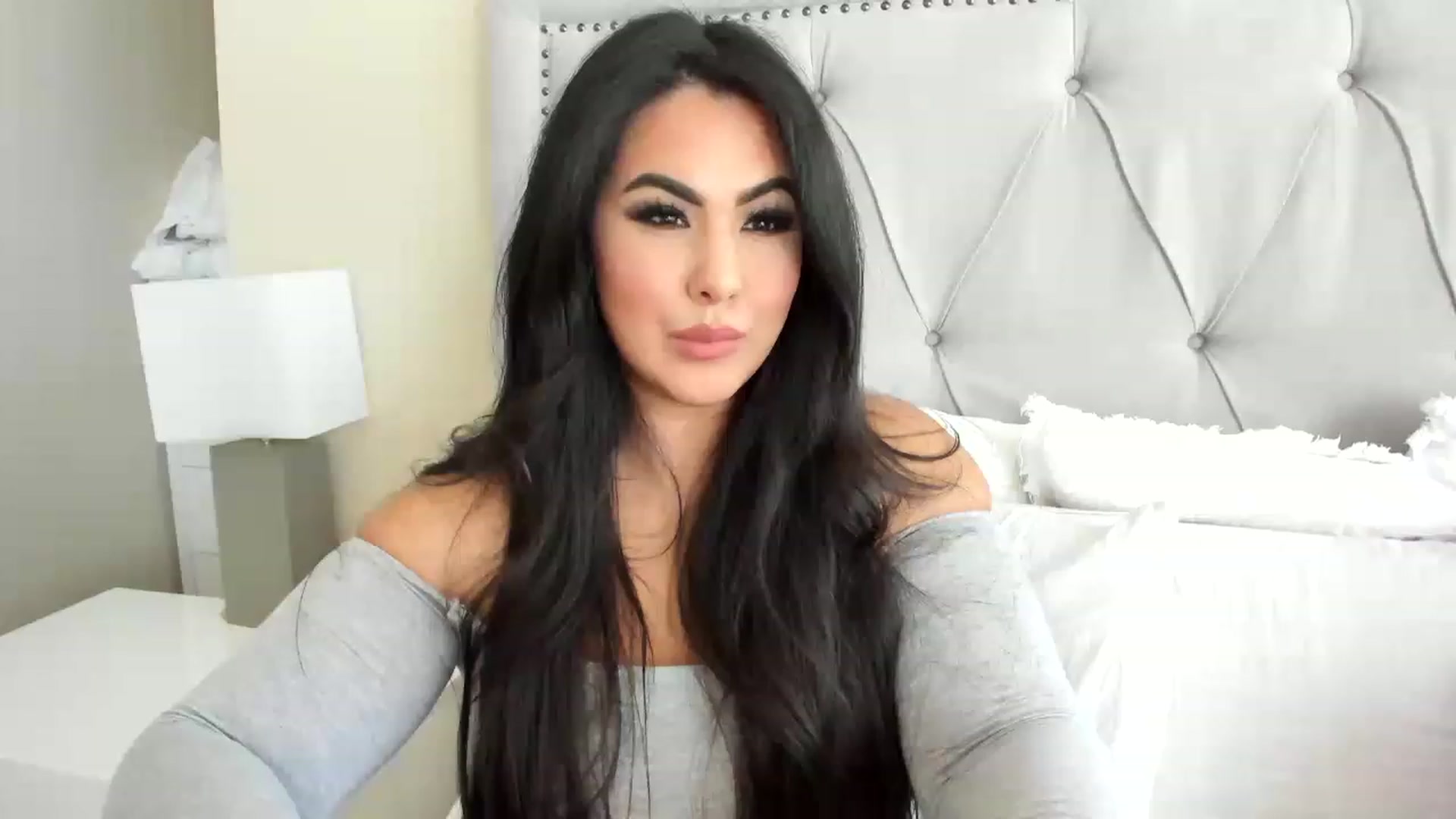 Gallery image thumbnail from MakaylaDivine's myfreecams stream on, 06/28/2023, 19:57 image 2 of 20