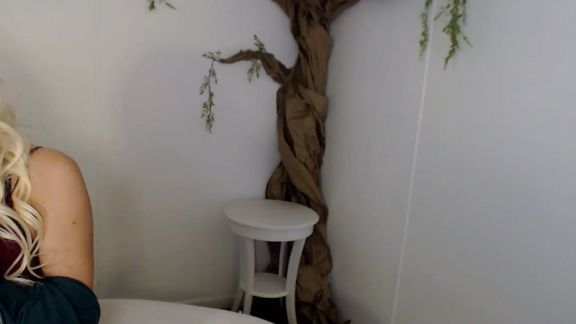 Gallery image thumbnail from MakeMeYoursXx's myfreecams stream on, 03/08/2026, 13:19 image 13 of 20