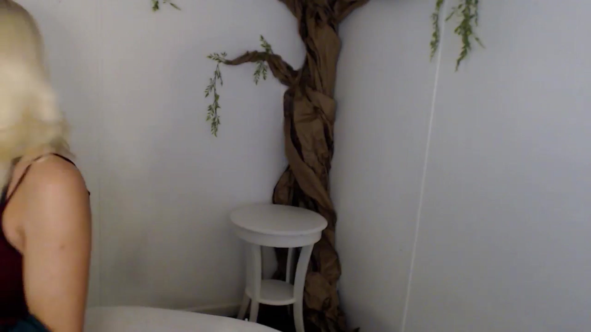 Gallery image thumbnail from MakeMeYoursXx's myfreecams stream on, 03/08/2026, 13:19 image 17 of 20