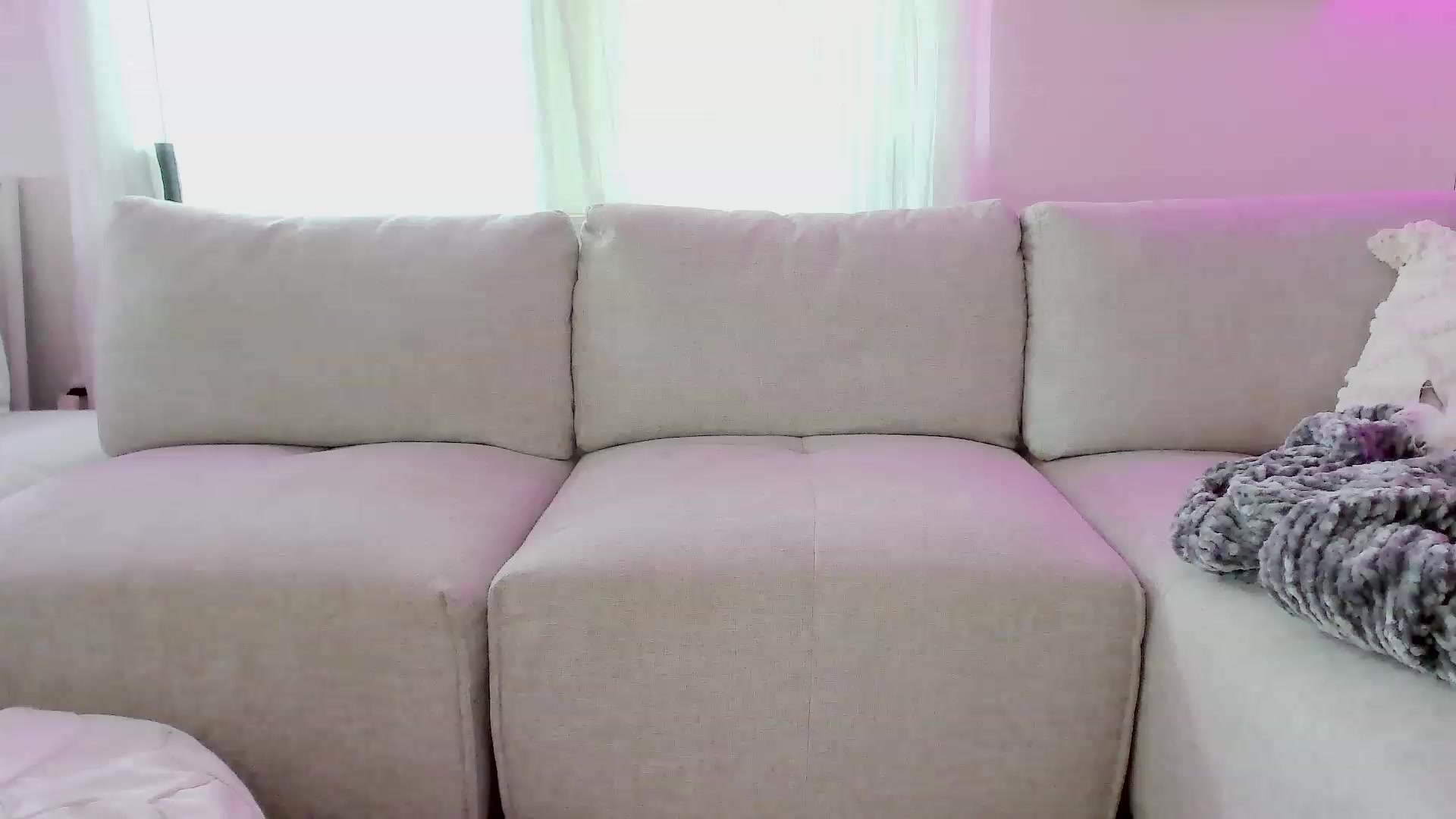 Gallery image thumbnail from Make_It_Reina's myfreecams stream on, 01/12/2023, 02:11 image 3 of 20