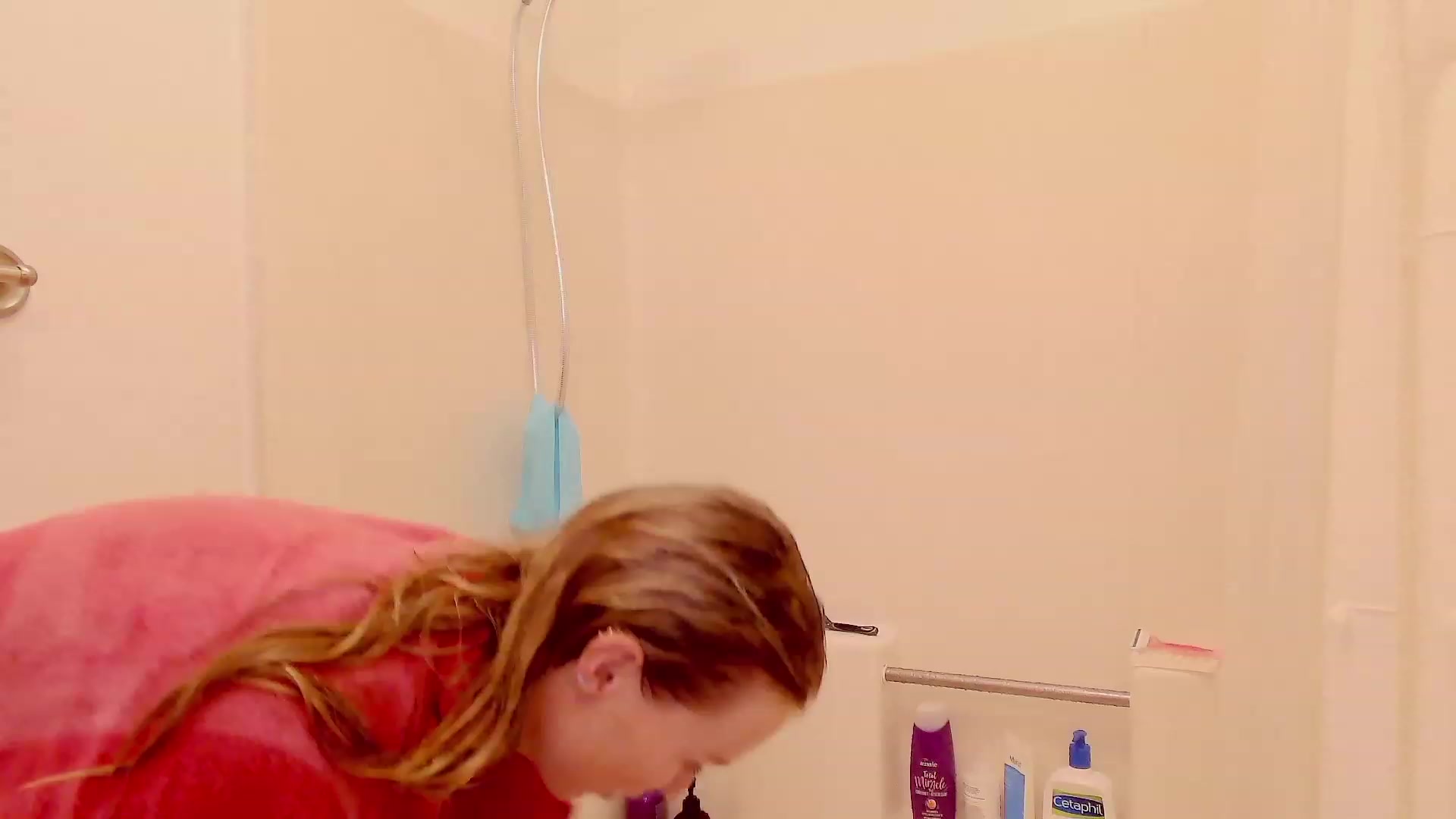 Gallery image thumbnail from Make_It_Reina's myfreecams stream on, 03/09/2023, 01:02 image 5 of 20