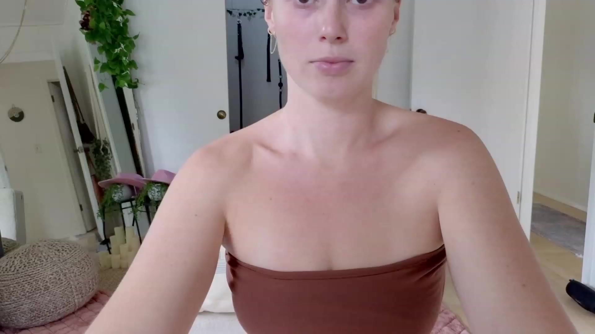 Gallery image thumbnail from Make_It_Reina's myfreecams stream on, 11/23/2023, 01:59 image 20 of 20