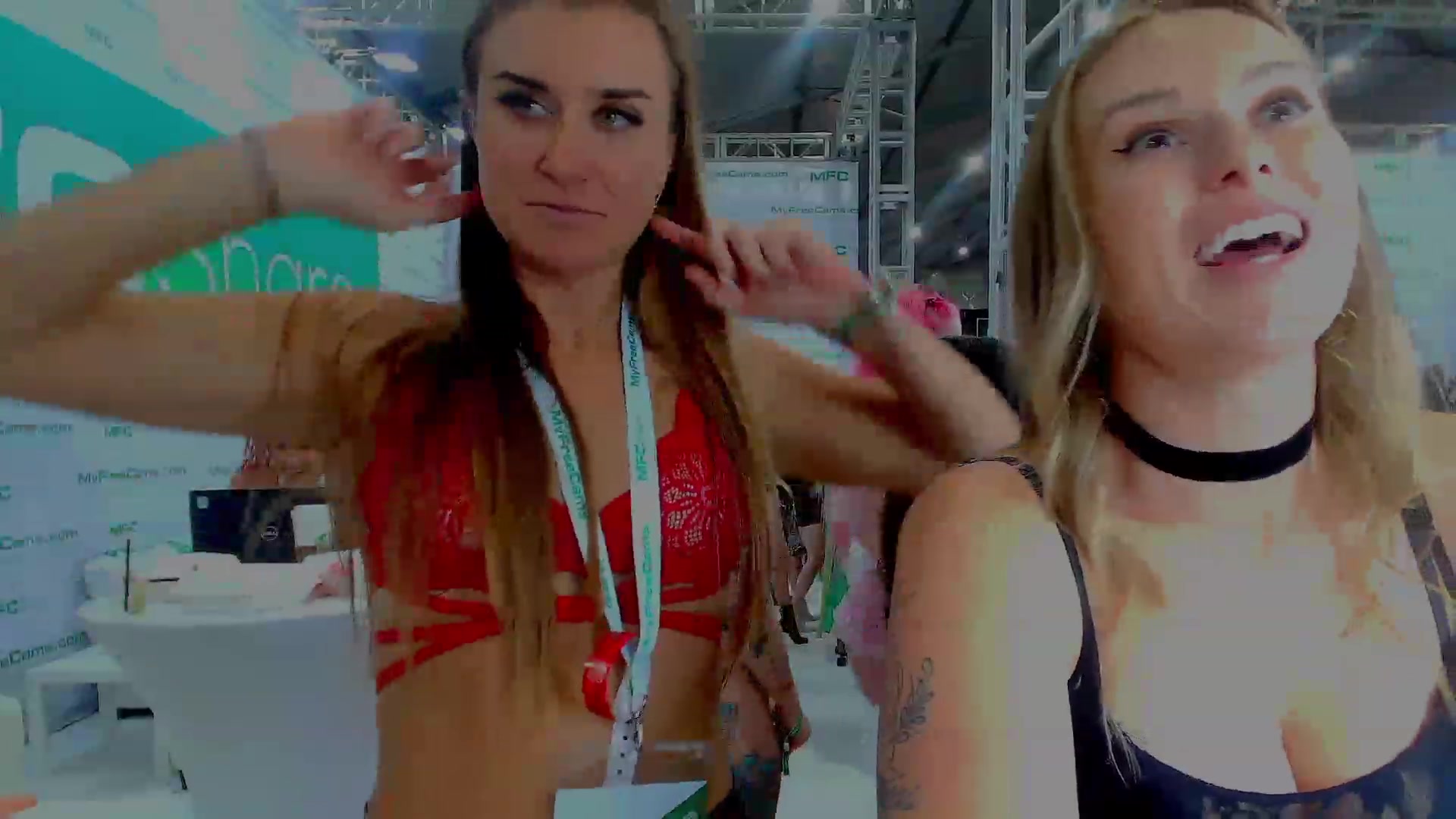 Gallery image thumbnail from Make_It_Reina's myfreecams stream on, 01/27/2024, 24:46 image 9 of 20