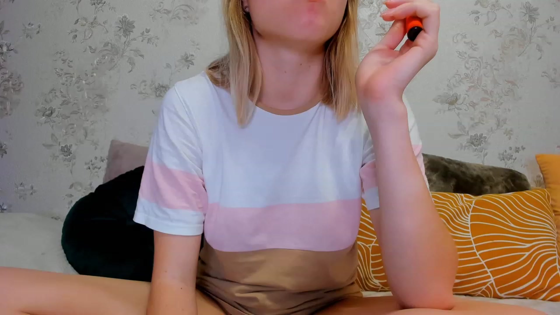 Gallery image thumbnail from Make_my_Luck's myfreecams stream on, 11/21/2022, 20:15 image 1 of 20