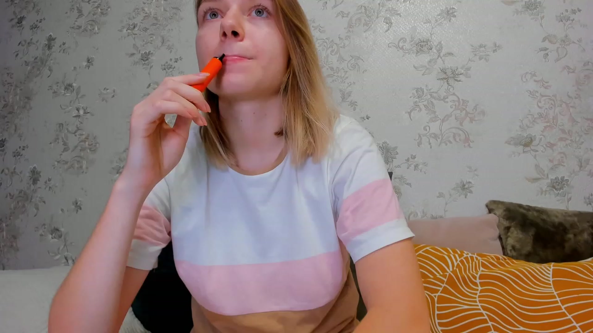 Gallery image thumbnail from Make_my_Luck's myfreecams stream on, 11/21/2022, 20:15 image 16 of 20