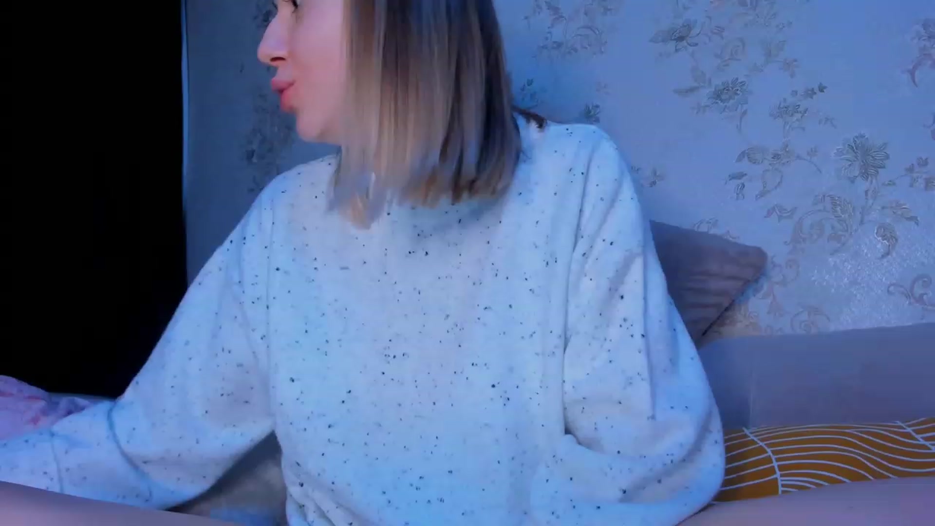 Gallery image thumbnail from Make_my_Luck's myfreecams stream on, 11/23/2022, 21:15 image 18 of 20