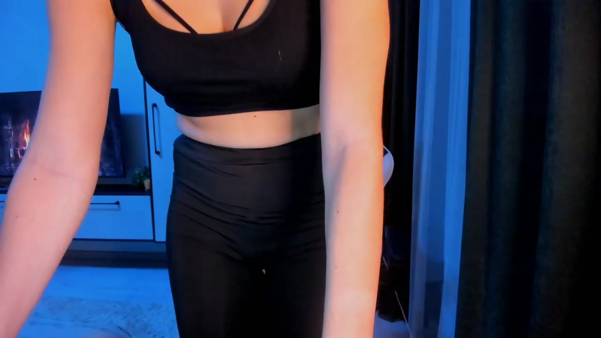 Gallery image thumbnail from Make_my_Luck's myfreecams stream on, 12/05/2022, 19:24 image 15 of 20
