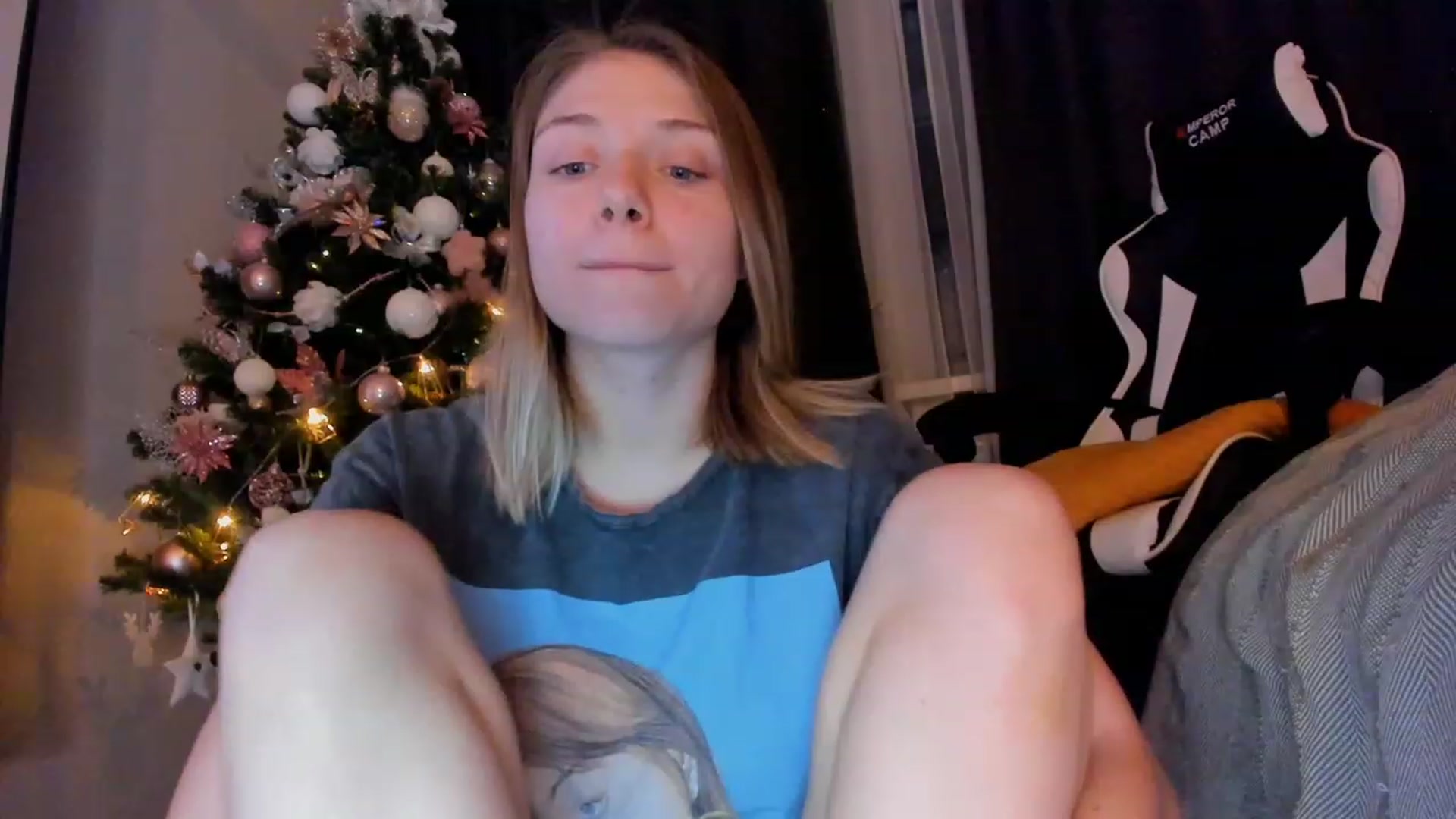 Gallery image thumbnail from Make_my_Luck's myfreecams stream on, 12/06/2022, 20:01 image 13 of 20