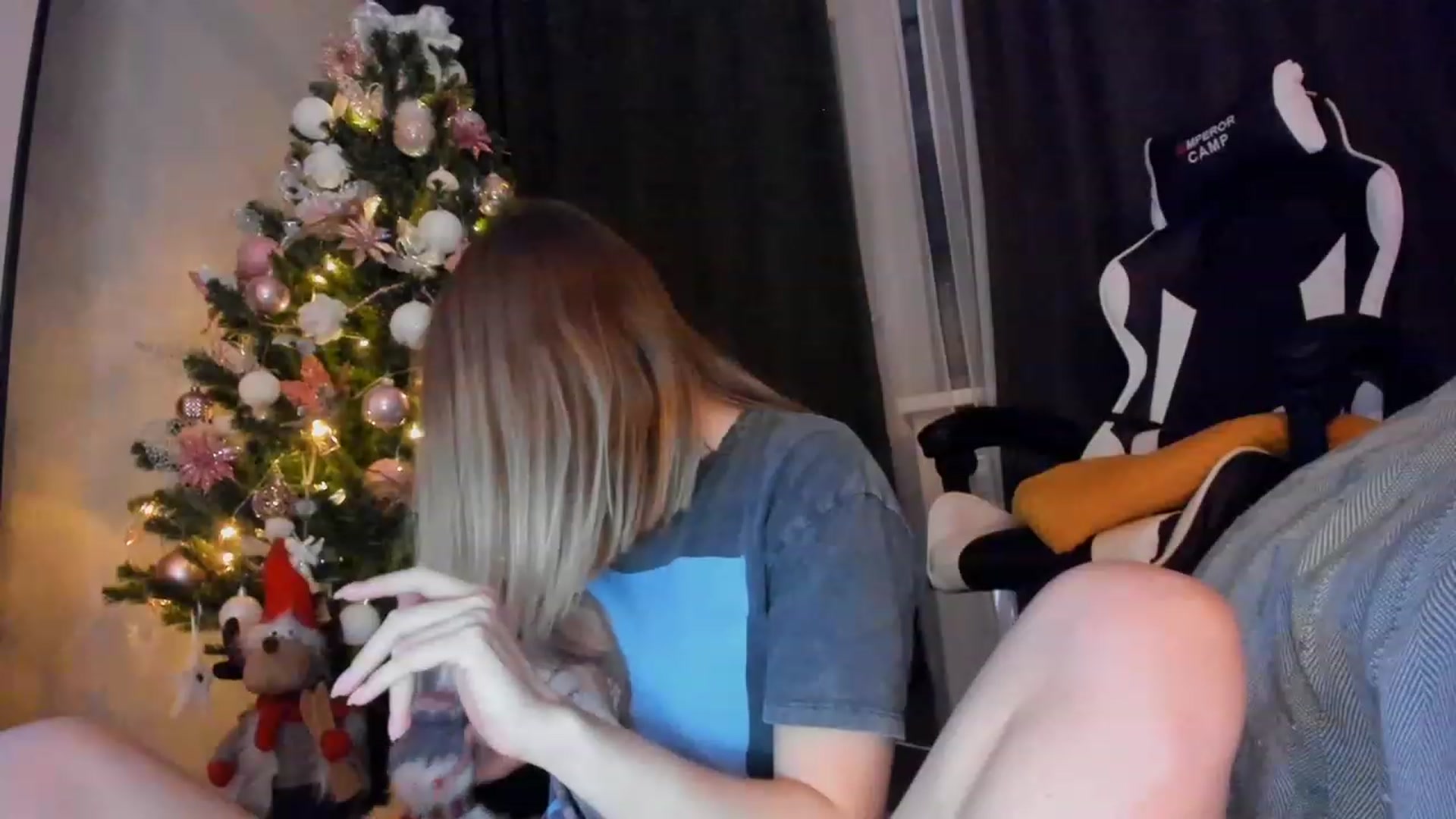 Gallery image thumbnail from Make_my_Luck's myfreecams stream on, 12/06/2022, 20:01 image 9 of 20