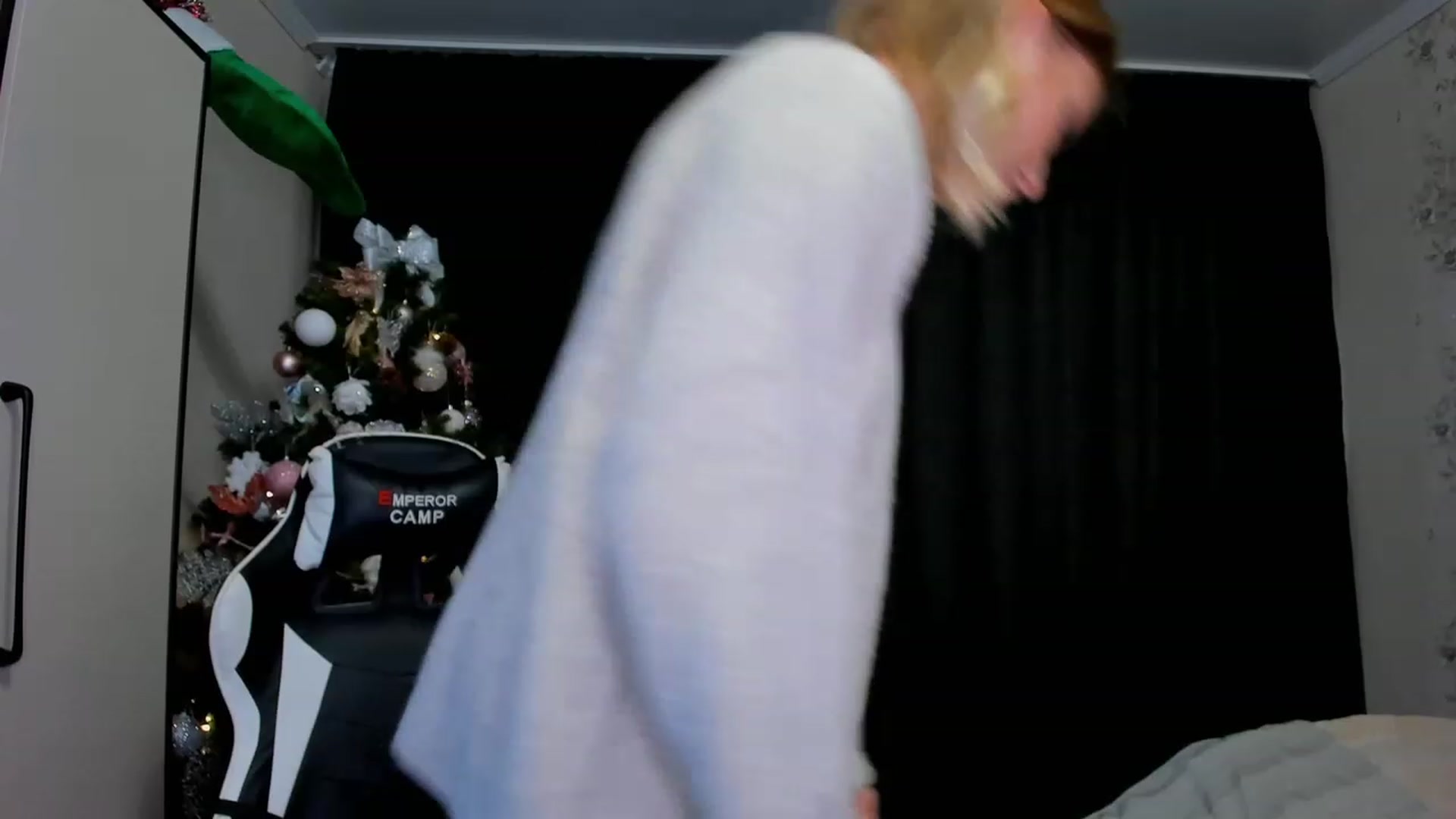 Gallery image thumbnail from Make_my_Luck's myfreecams stream on, 12/23/2022, 16:42 image 20 of 20