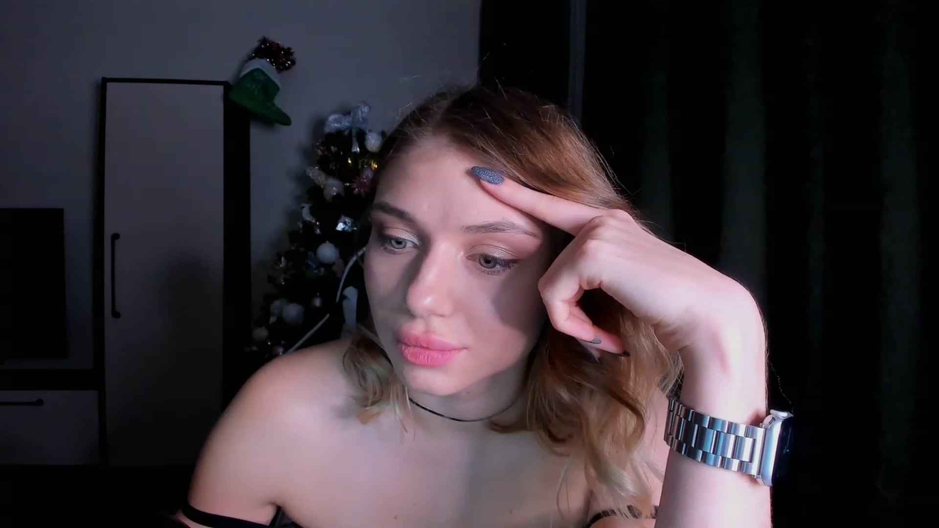 Gallery image thumbnail from Make_my_Luck's myfreecams stream on, 12/31/2022, 15:03 image 11 of 20