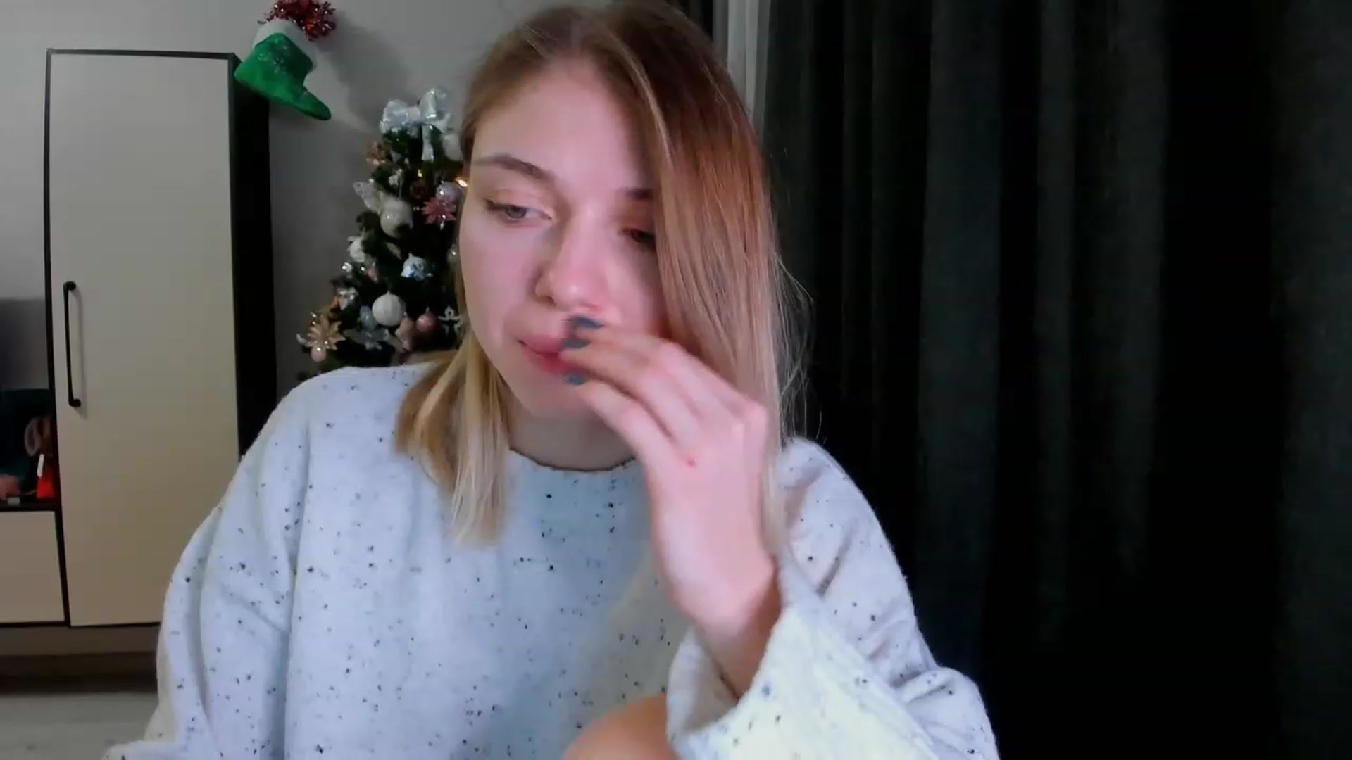 Gallery image thumbnail from Make_my_Luck's myfreecams stream on, 01/08/2023, 17:51 image 13 of 20