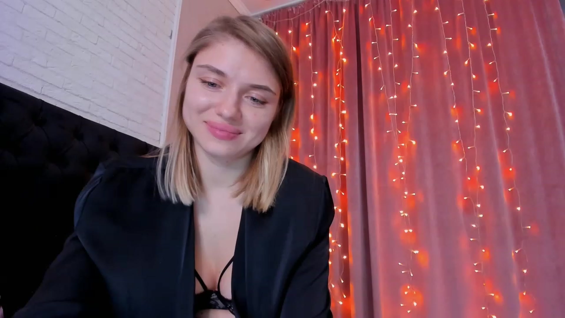Gallery image thumbnail from Make_my_Luck's myfreecams stream on, 01/15/2023, 20:45 image 19 of 20