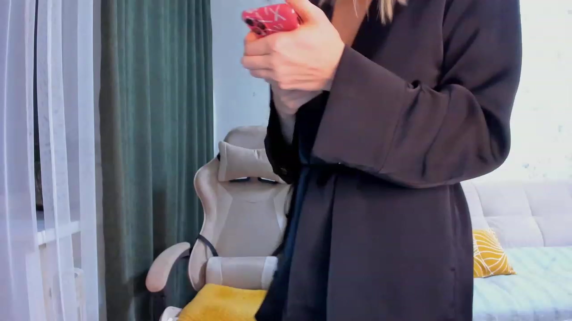 Gallery image thumbnail from Make_my_Luck's myfreecams stream on, 01/25/2023, 21:00 image 16 of 20