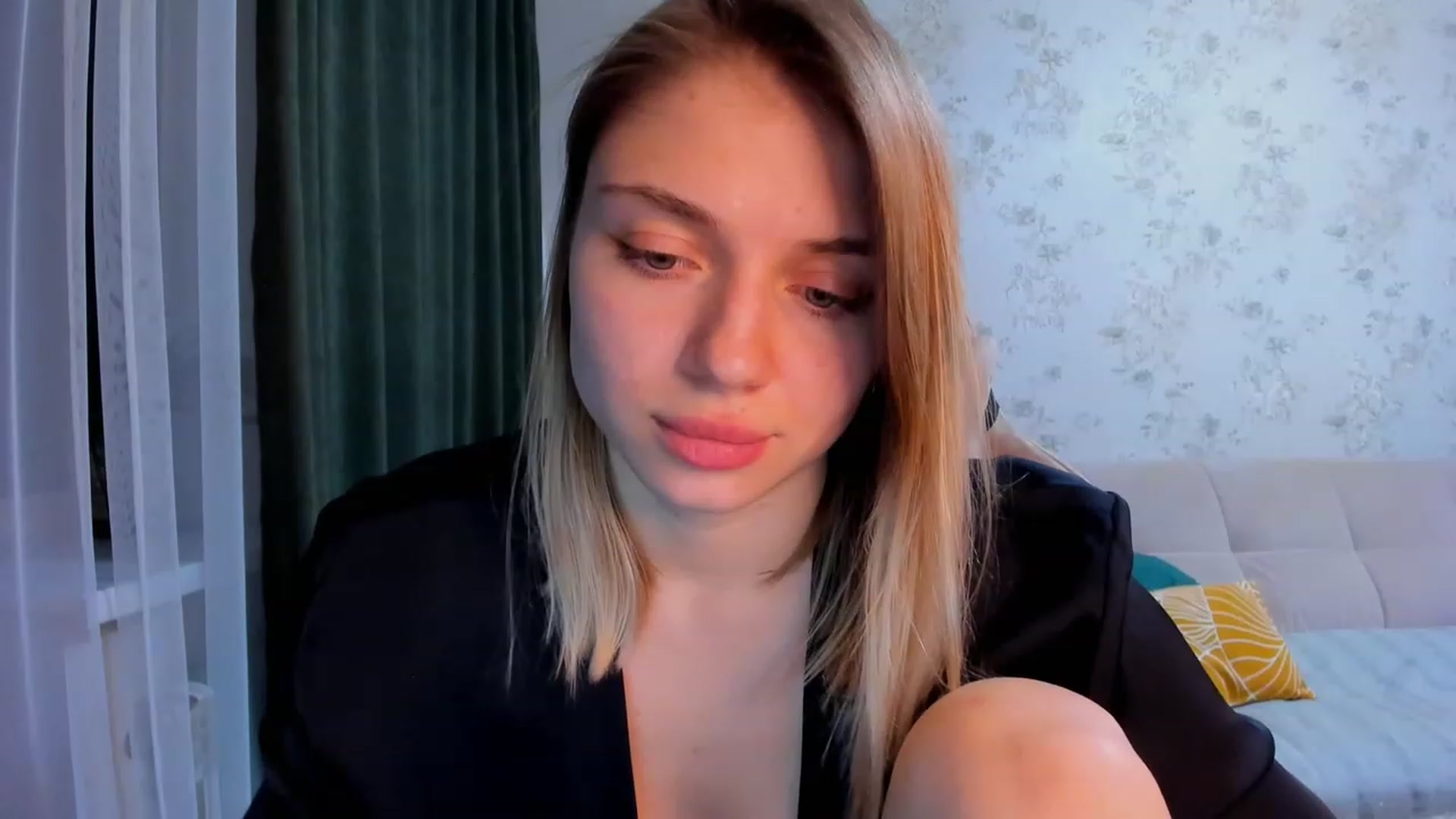 Gallery image thumbnail from Make_my_Luck's myfreecams stream on, 01/25/2023, 21:00 image 9 of 20