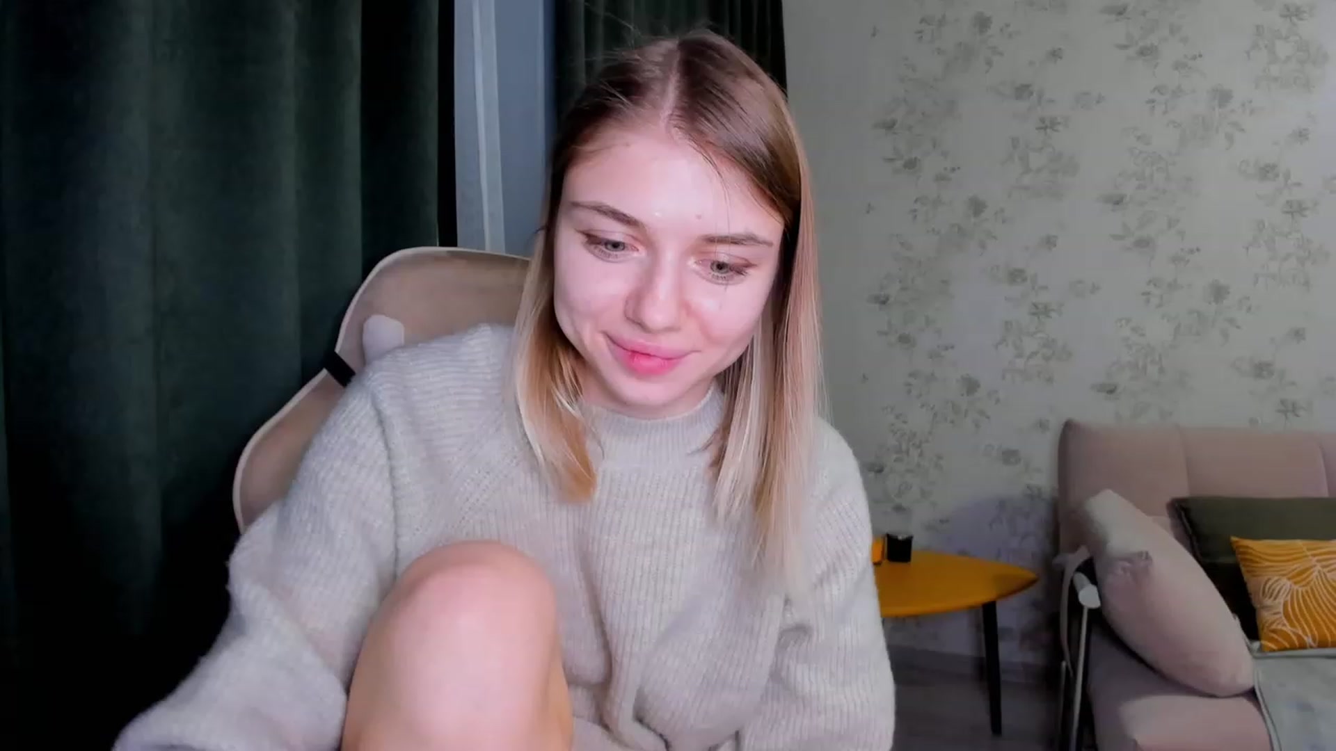 Gallery image thumbnail from Make_my_Luck's myfreecams stream on, 01/28/2023, 21:14 image 7 of 20