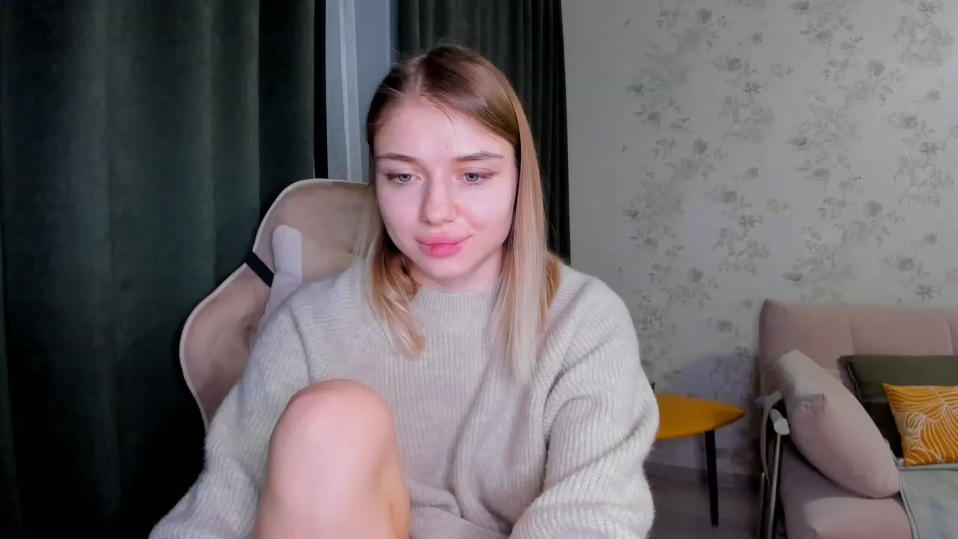 Gallery image thumbnail from Make_my_Luck's myfreecams stream on, 01/28/2023, 21:14 image 12 of 20