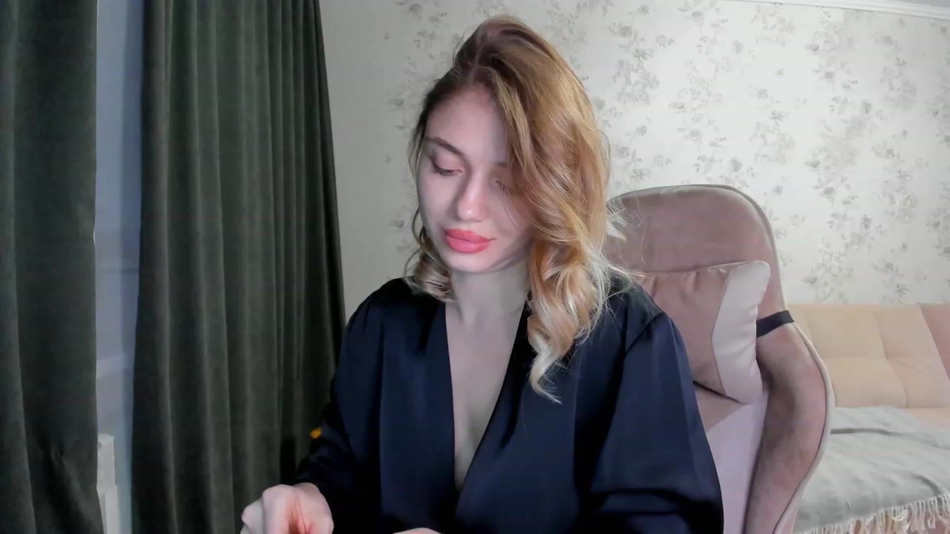 Gallery image thumbnail from Make_my_Luck's myfreecams stream on, 01/29/2023, 19:58 image 19 of 20