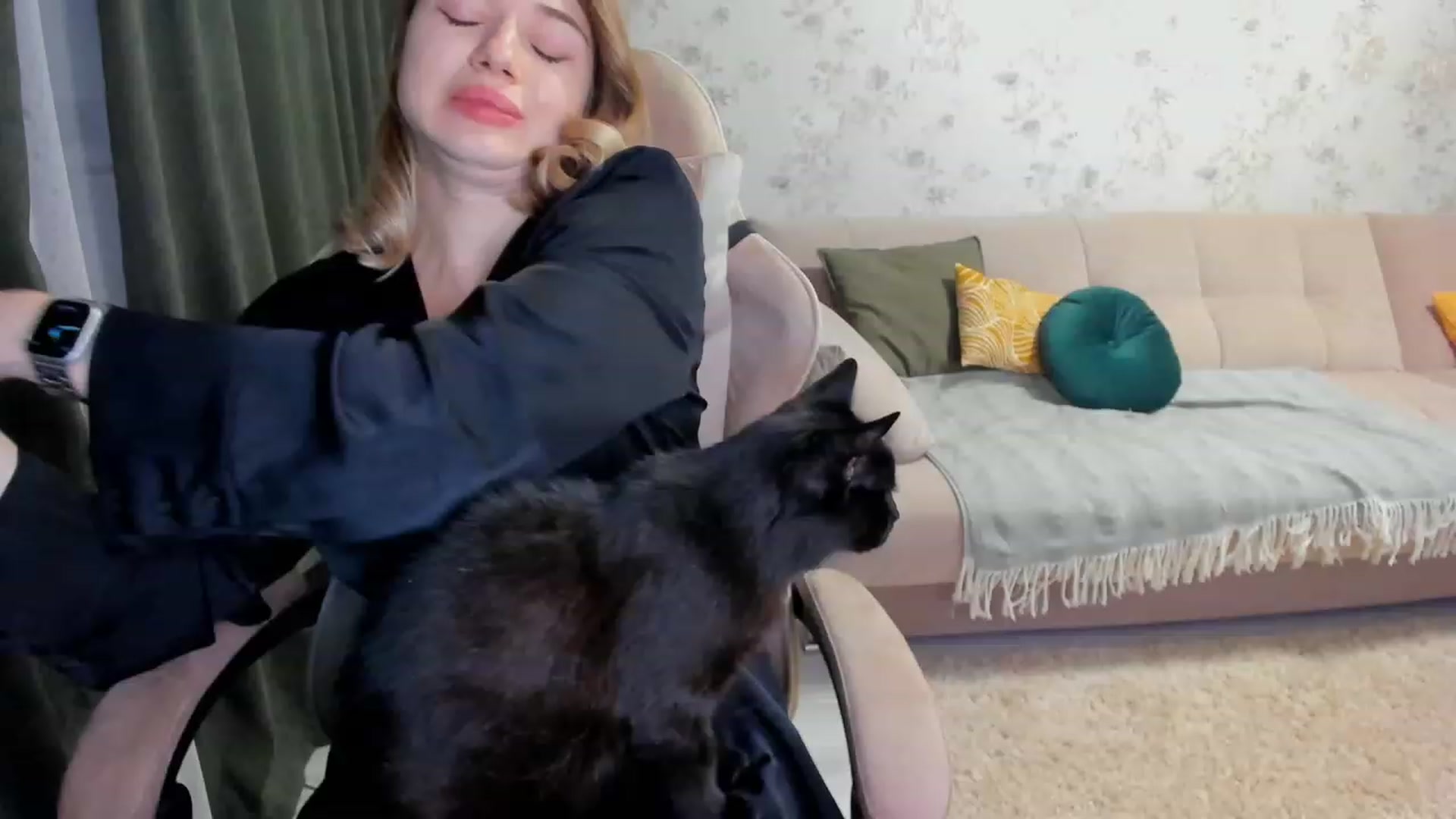 Gallery image thumbnail from Make_my_Luck's myfreecams stream on, 01/29/2023, 21:19 image 1 of 20