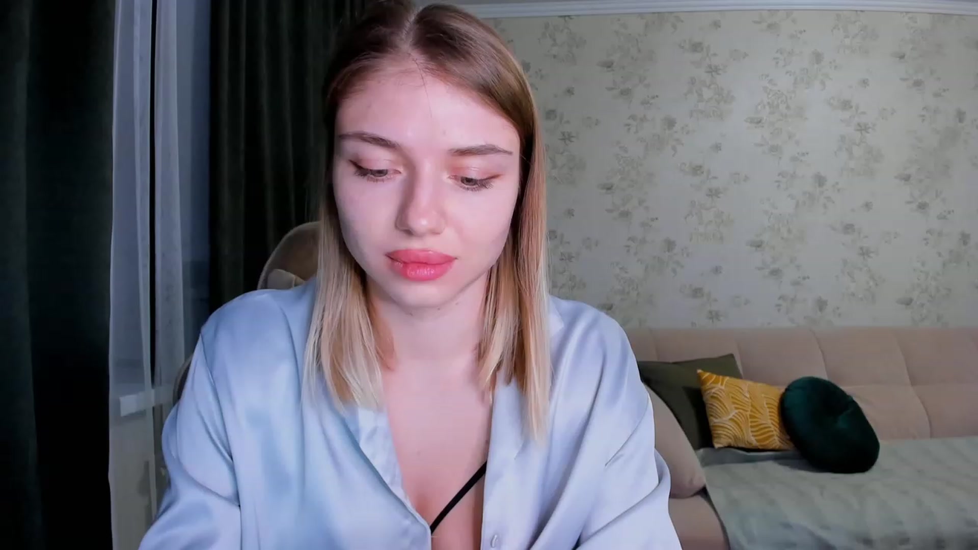 Gallery image thumbnail from Make_my_Luck's myfreecams stream on, 01/31/2023, 20:22 image 5 of 20