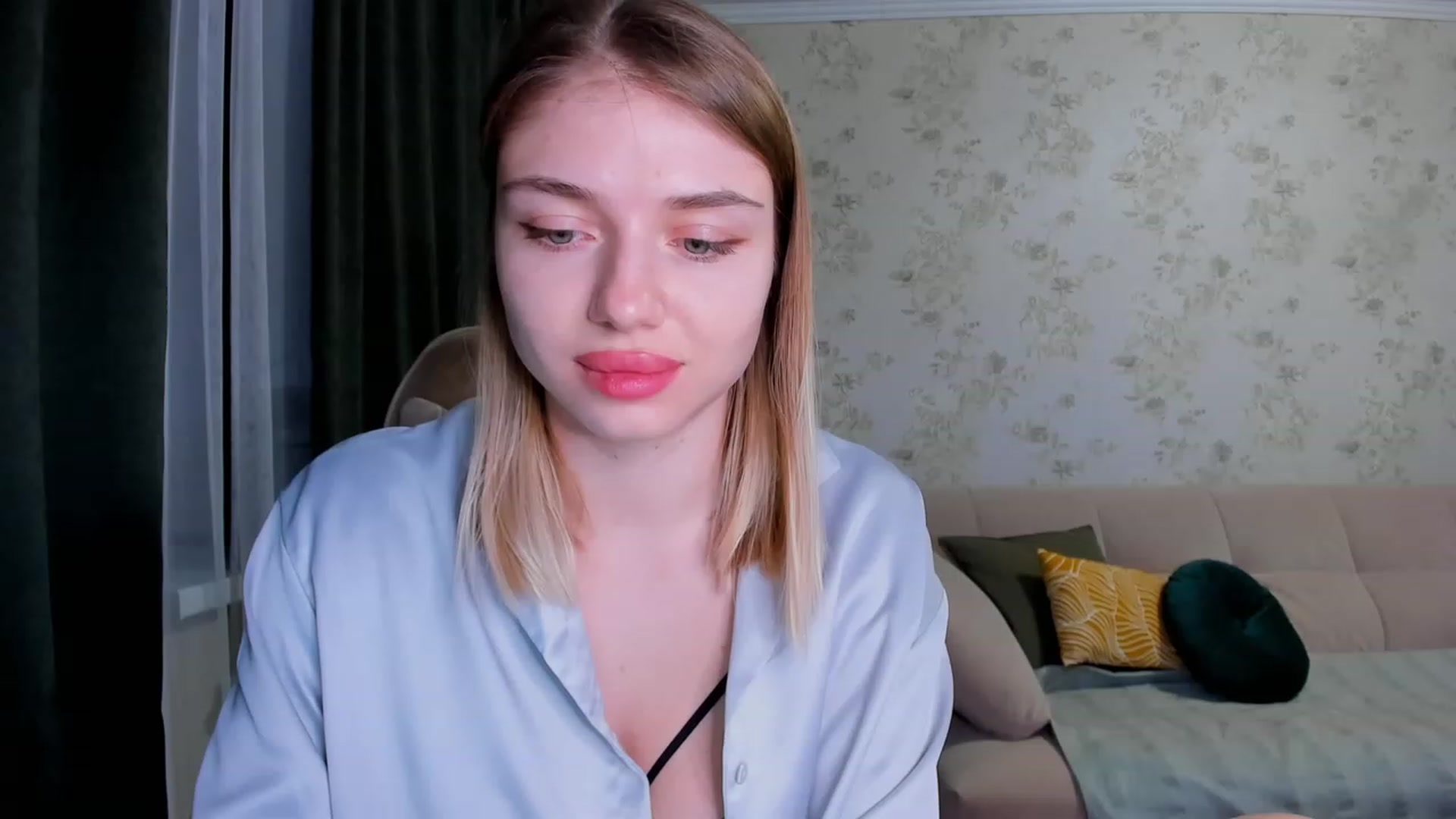 Gallery image thumbnail from Make_my_Luck's myfreecams stream on, 01/31/2023, 20:22 image 6 of 20