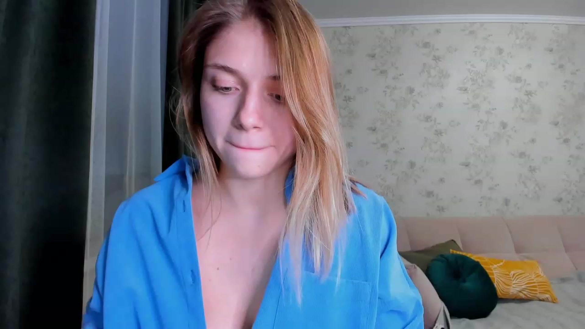 Gallery image thumbnail from Make_my_Luck's myfreecams stream on, 02/07/2023, 20:03 image 14 of 20
